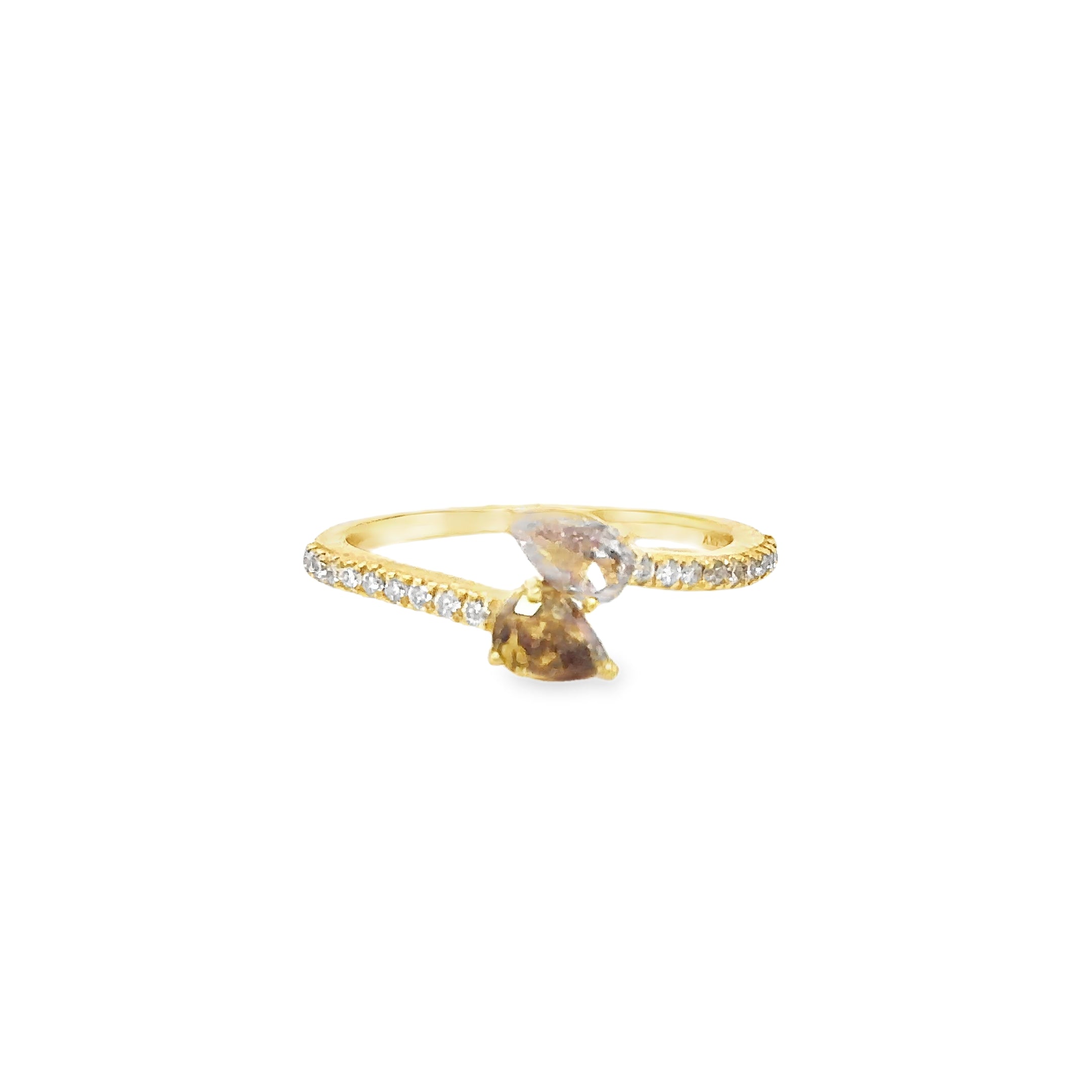 Anillo De Oro Amarillo De 18 K Con Diamantes  0.82 TCW.