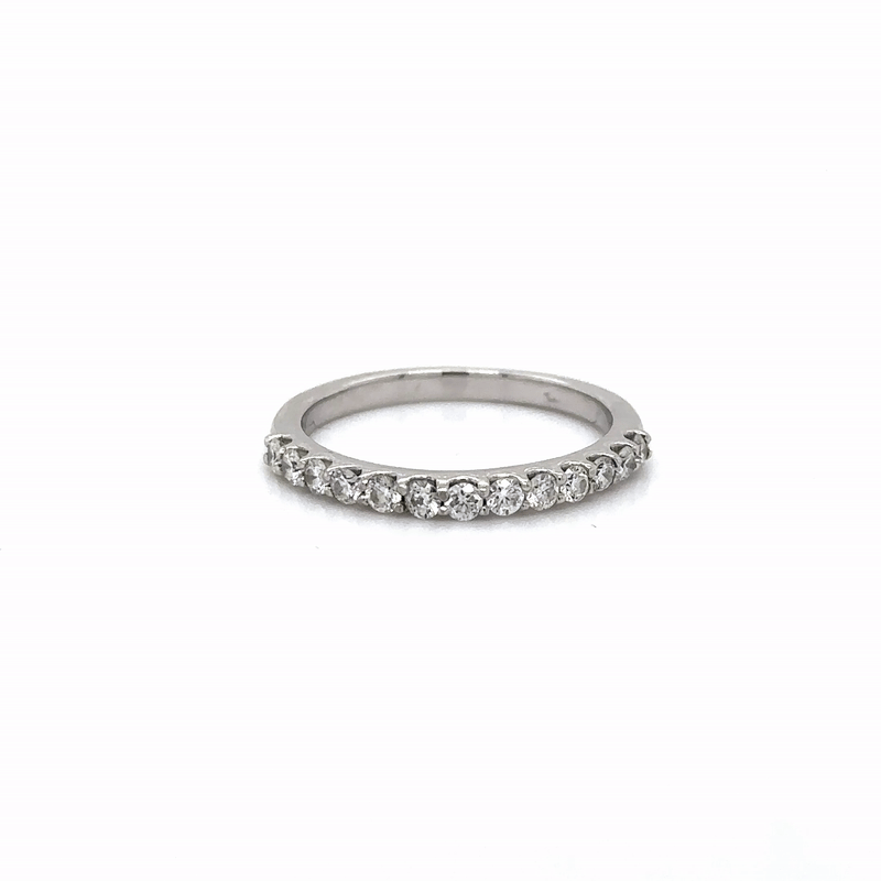 Anillo De Oro Blanco De 14 Quilates Con Diamantes Media Banda 0.38 Ct.