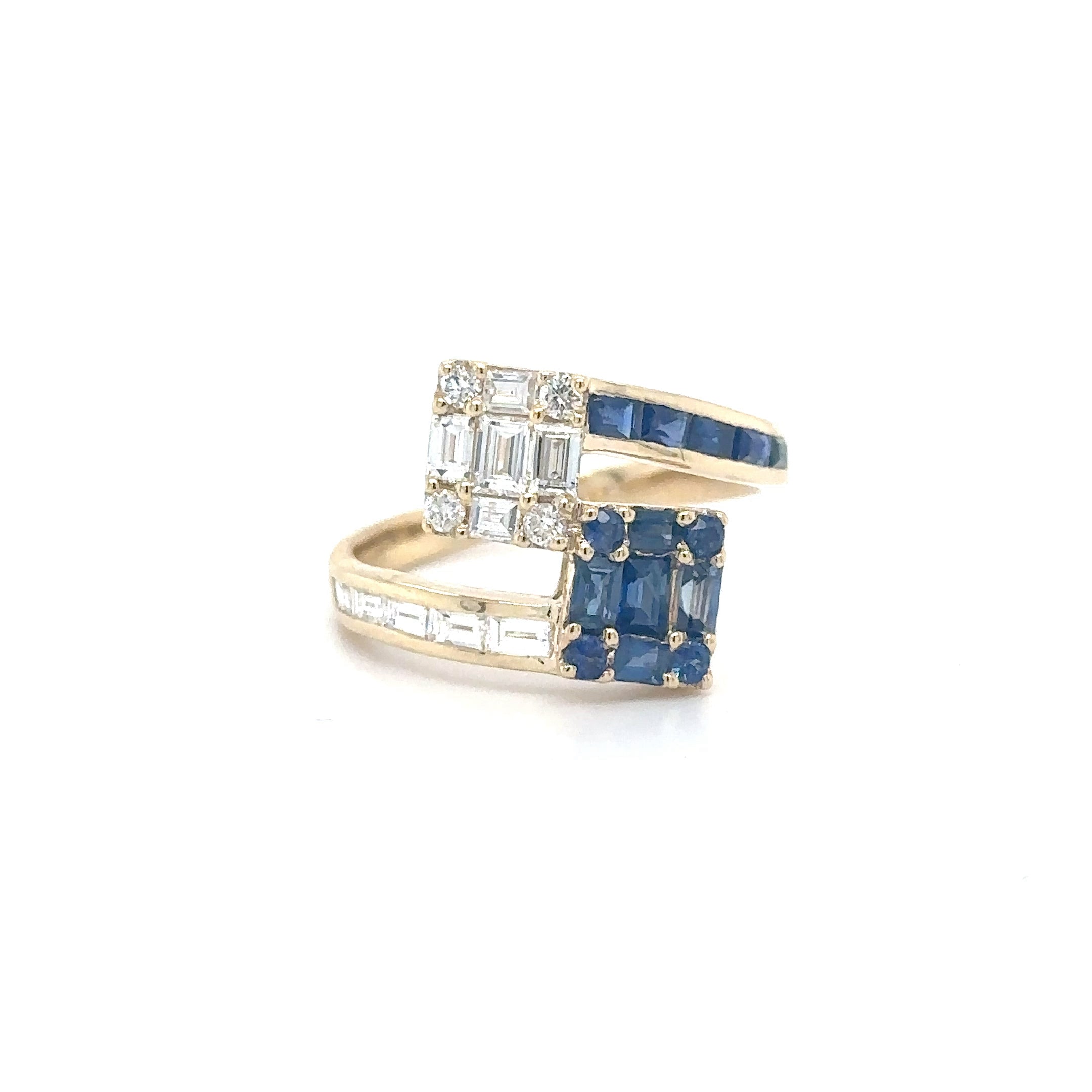 Anillo De Diamantes Y Zafiros De Oro Amarillo De 14Kt 1.78 Ct.