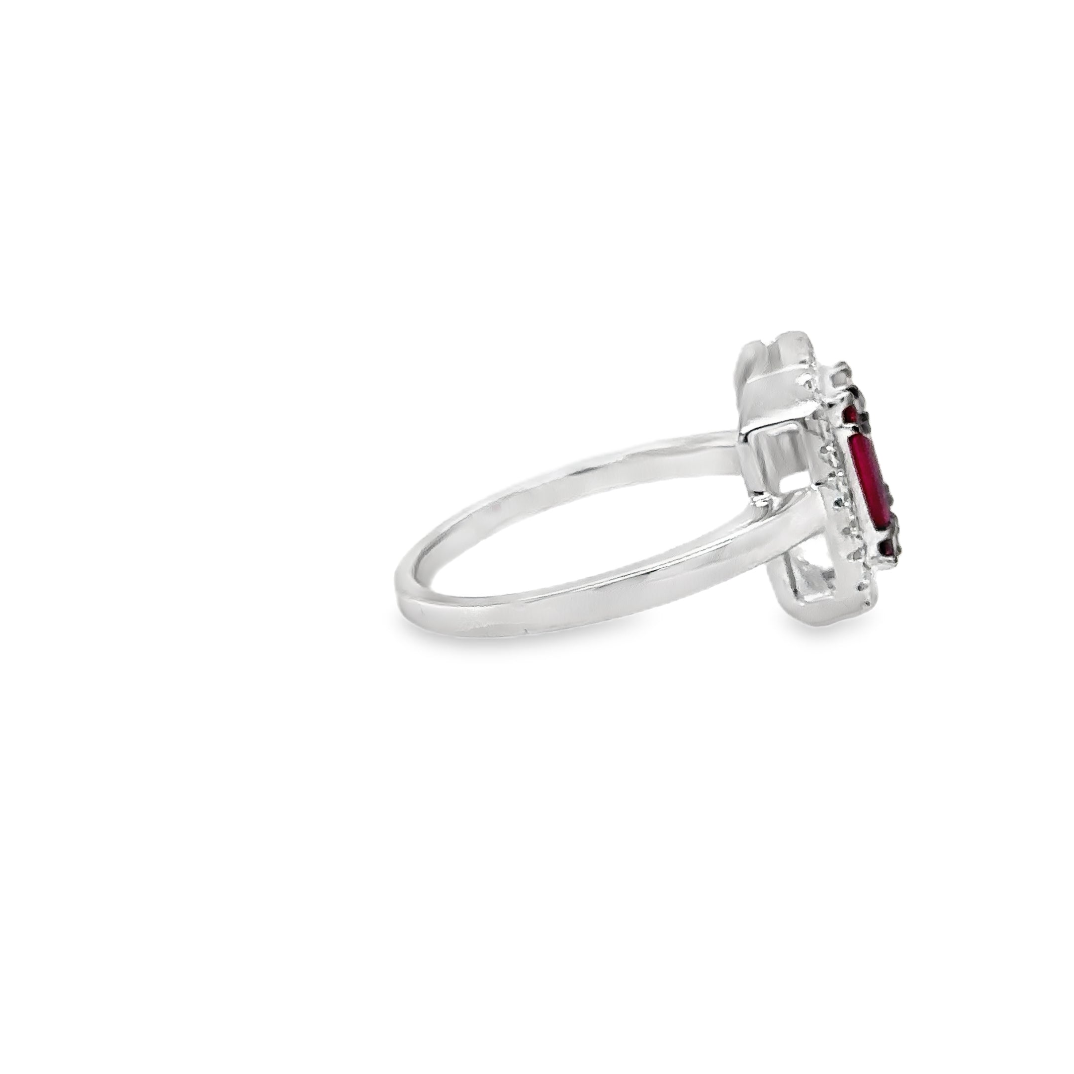 Anillo De Oro Blanco De 14 Quilates Rubí Y Diamantes 1.24 Ct.