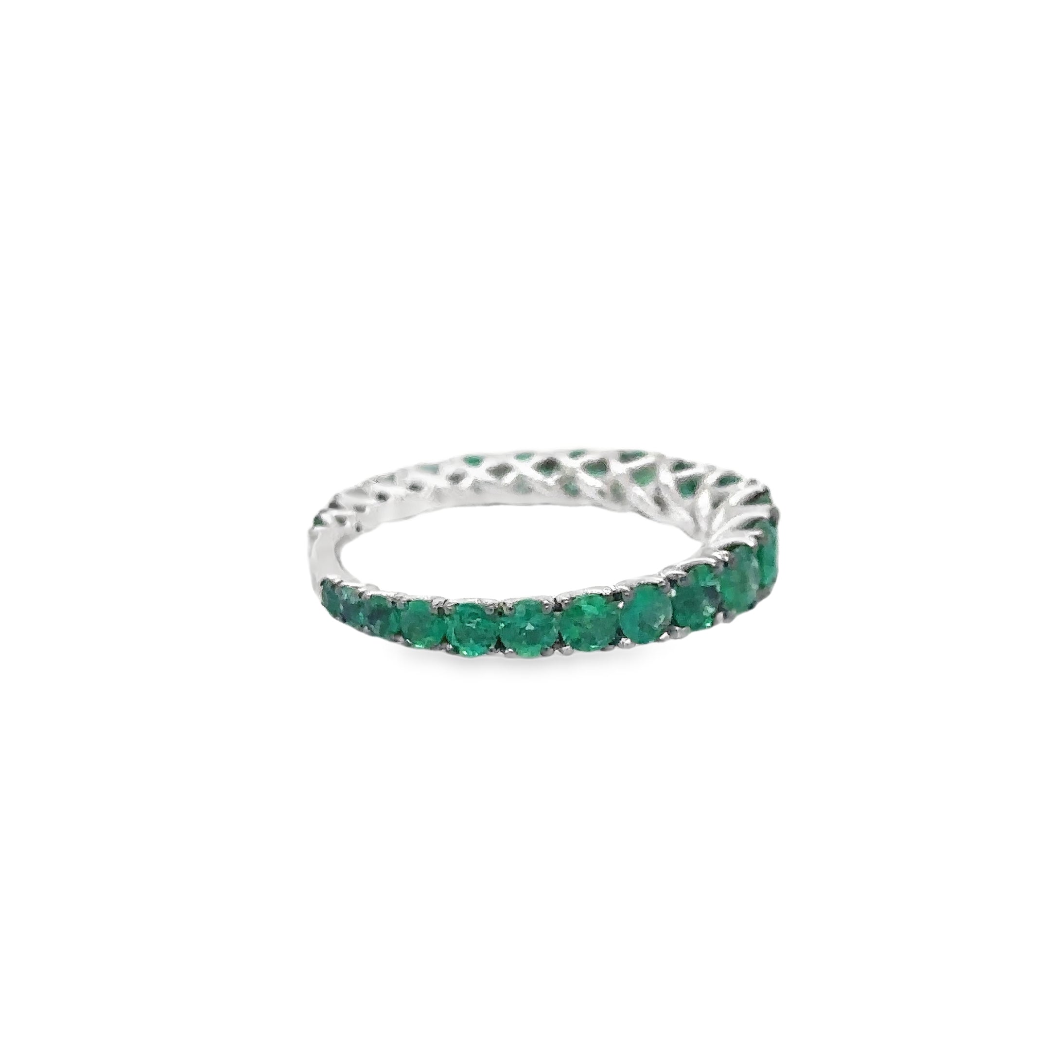 Anillo De Oro Blanco De 18 Quilates Con Esmeralda 1.68 Ct.