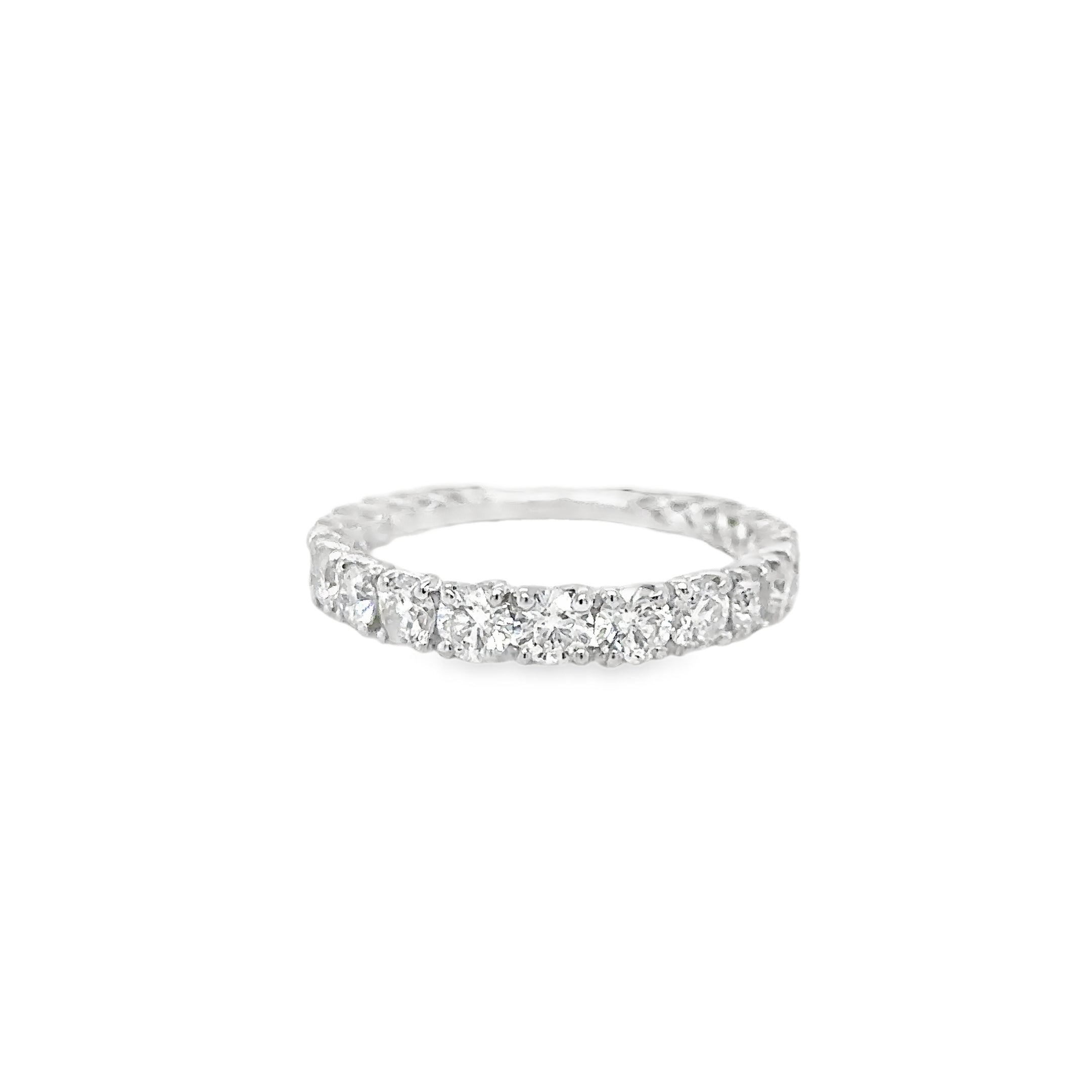 Anillo De Diamantes De Oro Blanco De 18