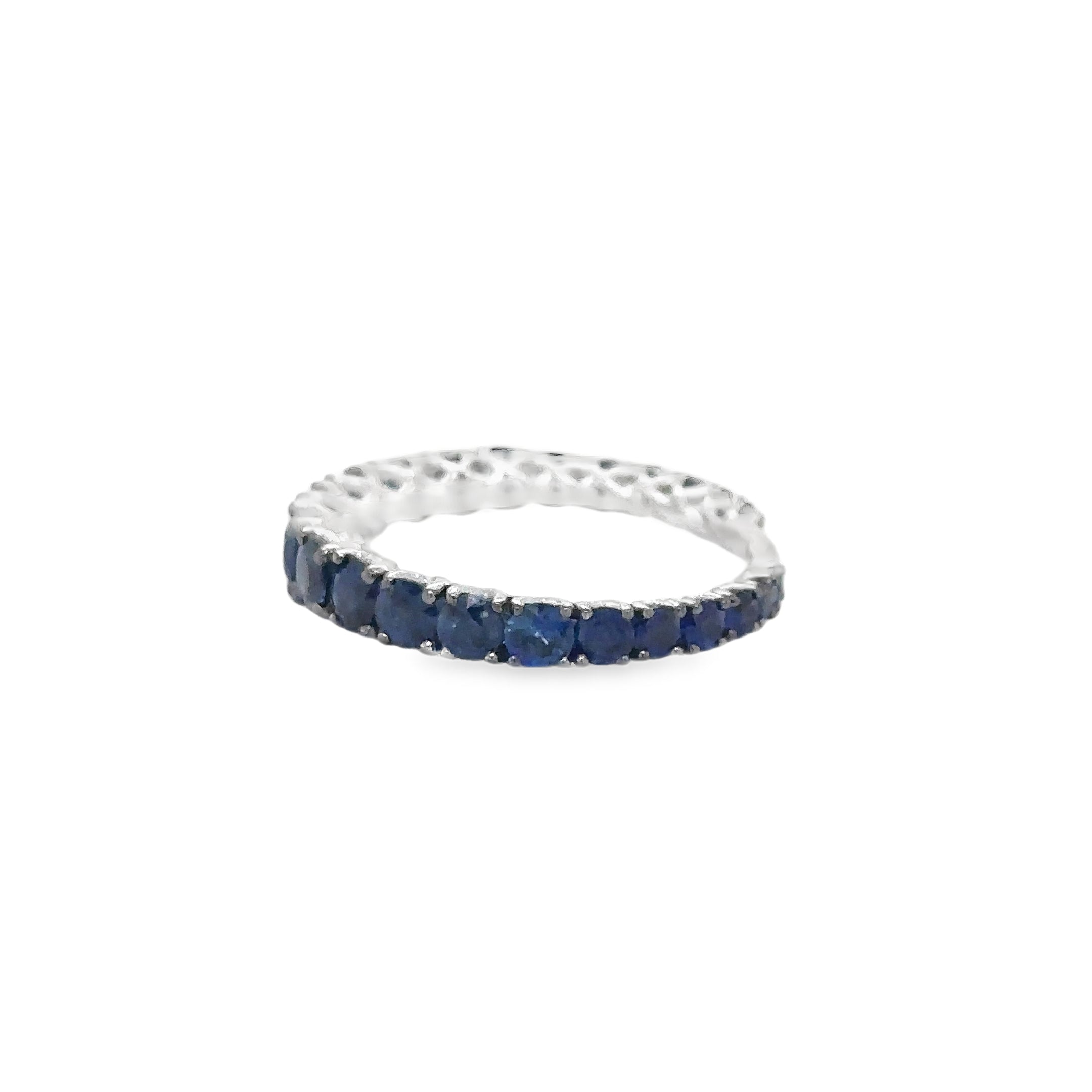 Anillo De Zafiro De Oro Blanco De 18 Kt 2.55 Ct.