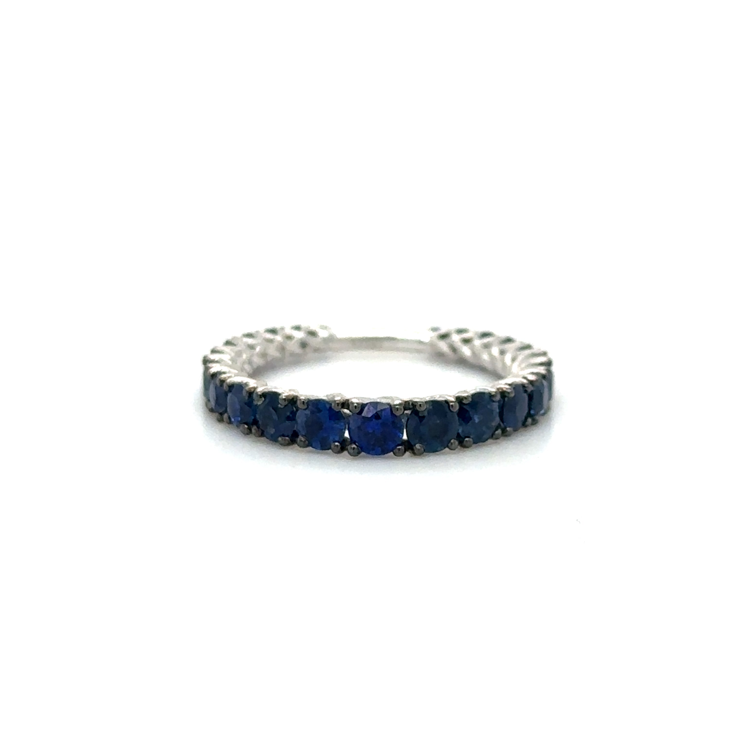 Anillo De Zafiro De Oro Blanco De 18 Kt 2.55 Ct.