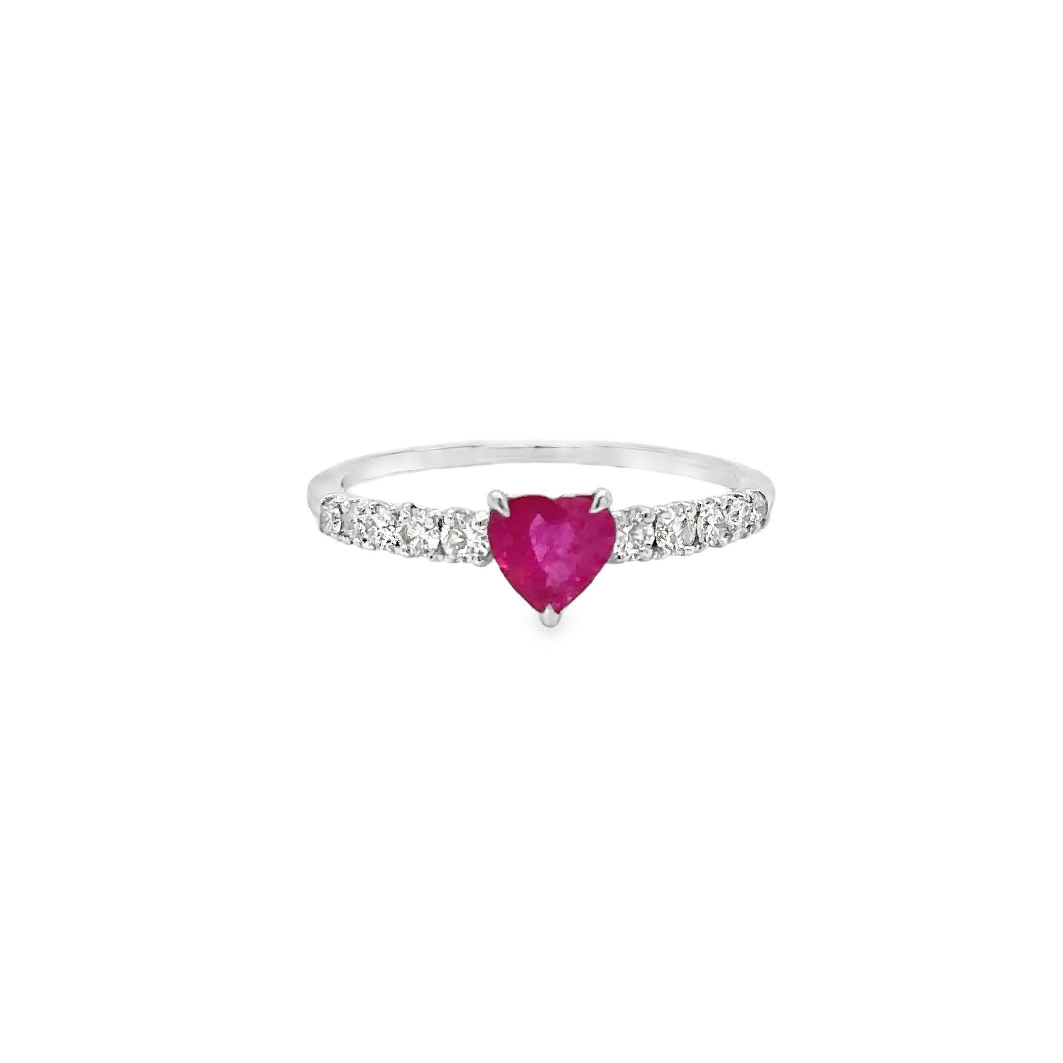 Anillo De Oro Blanco De 18 Kt Con Rubí En Forma De Corazón Y Diamantes, 0.92 CT