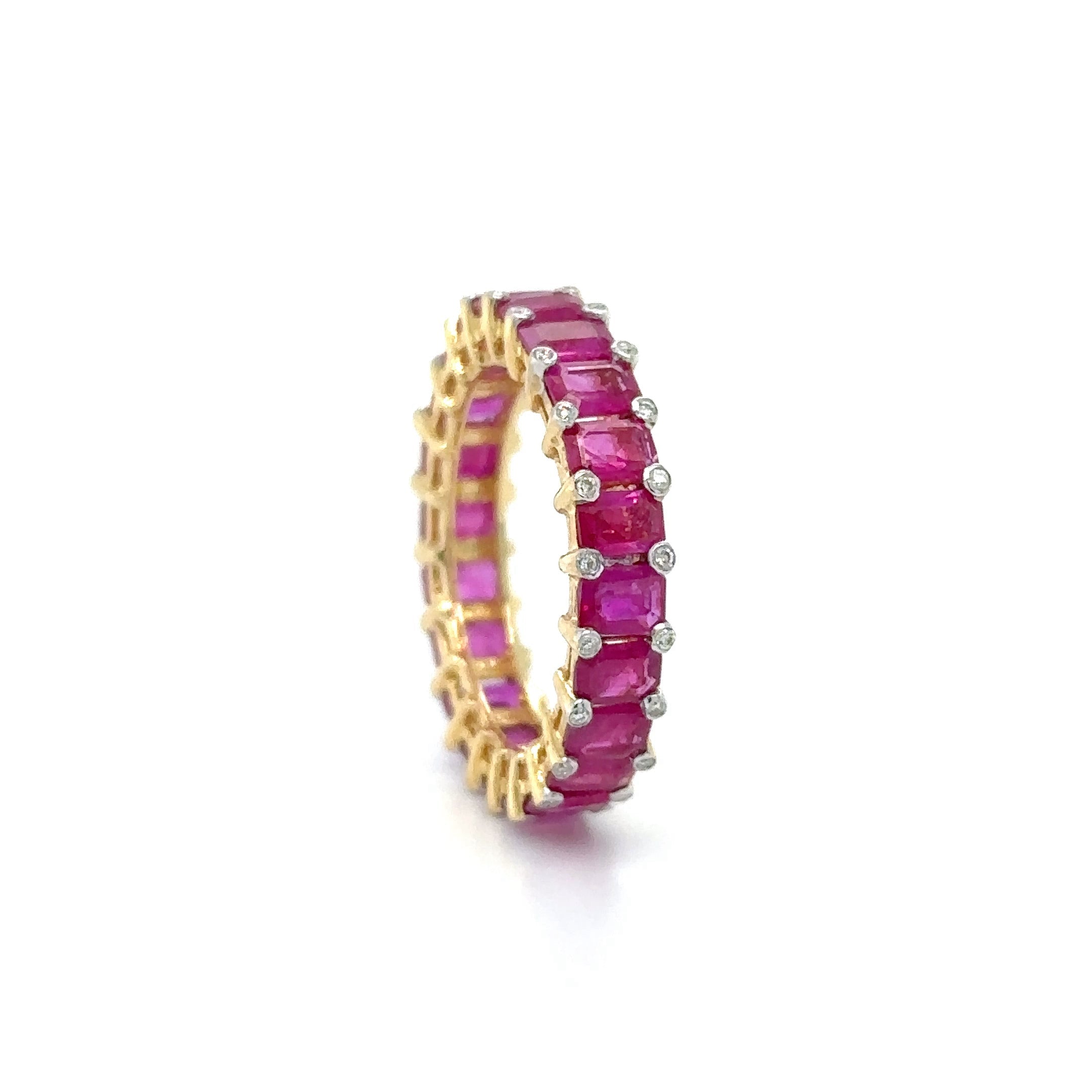 Anillo De Oro Amarillo De 14Kt Con Rubí Y Diamantes, 5.05 CT