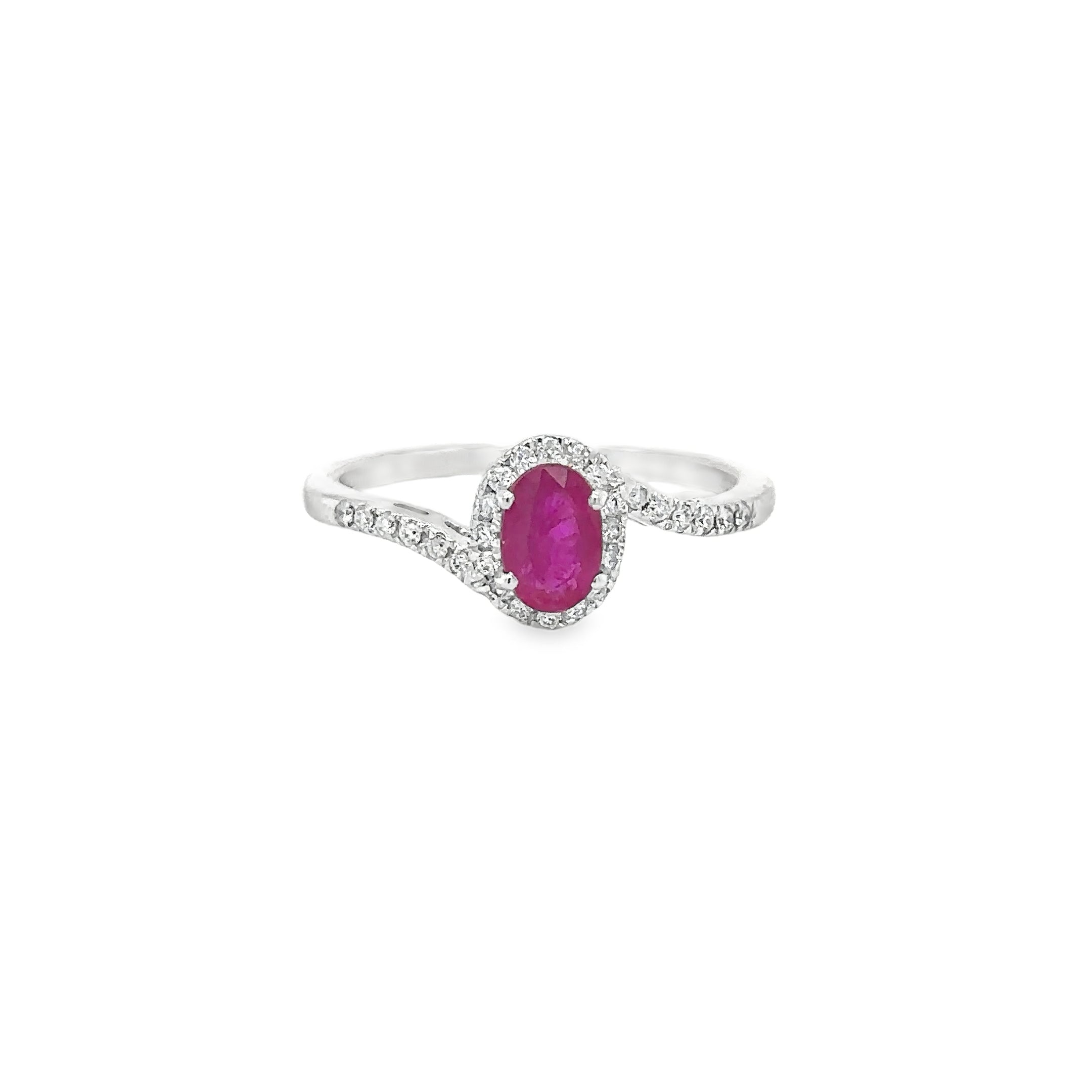 Anillo Oro Blanco 18Kt Rubí Y Diamantes, 0.91 CT