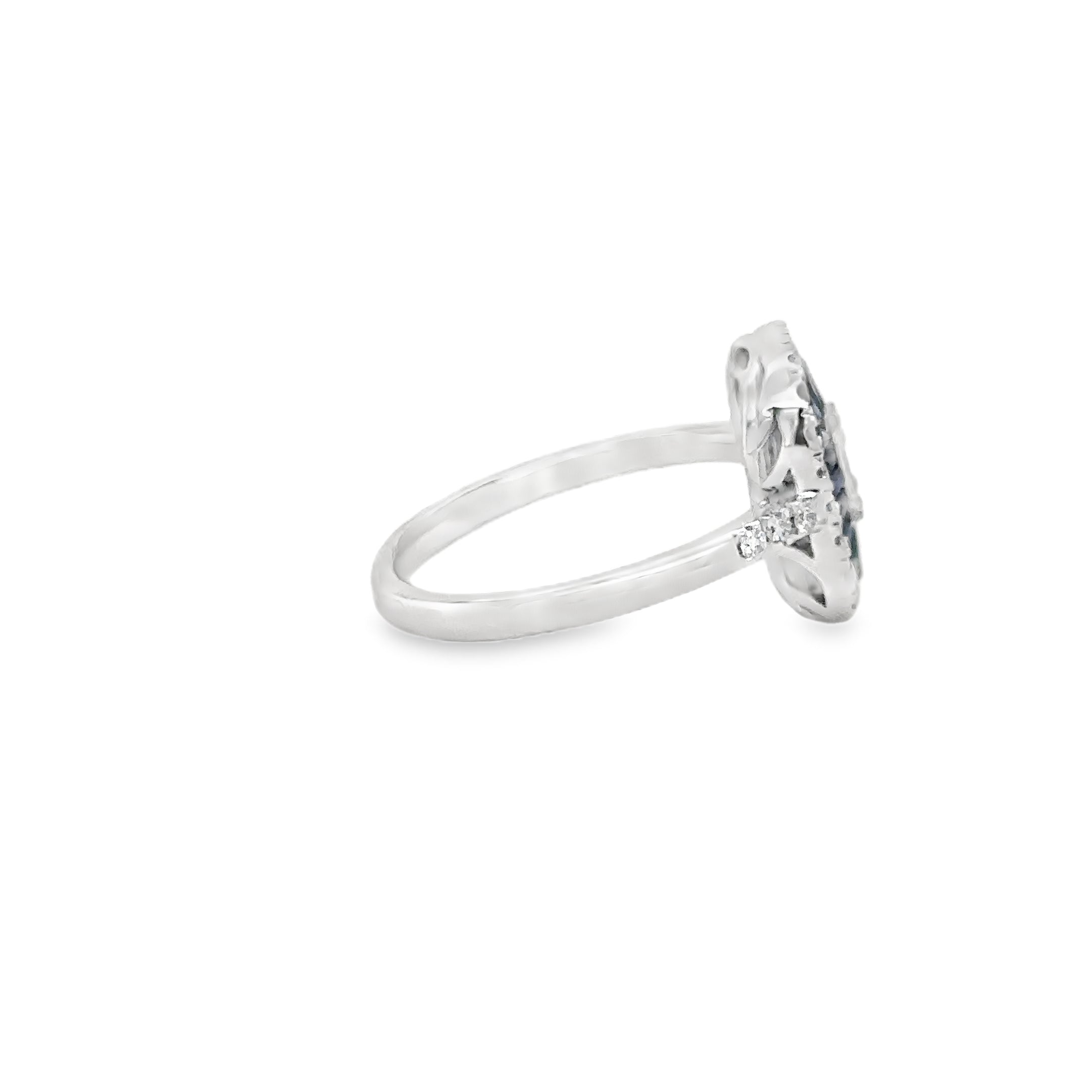 Anillo De Oro Blanco De 14K Con Diamantes Y Zafiros 1.41 Ct.
