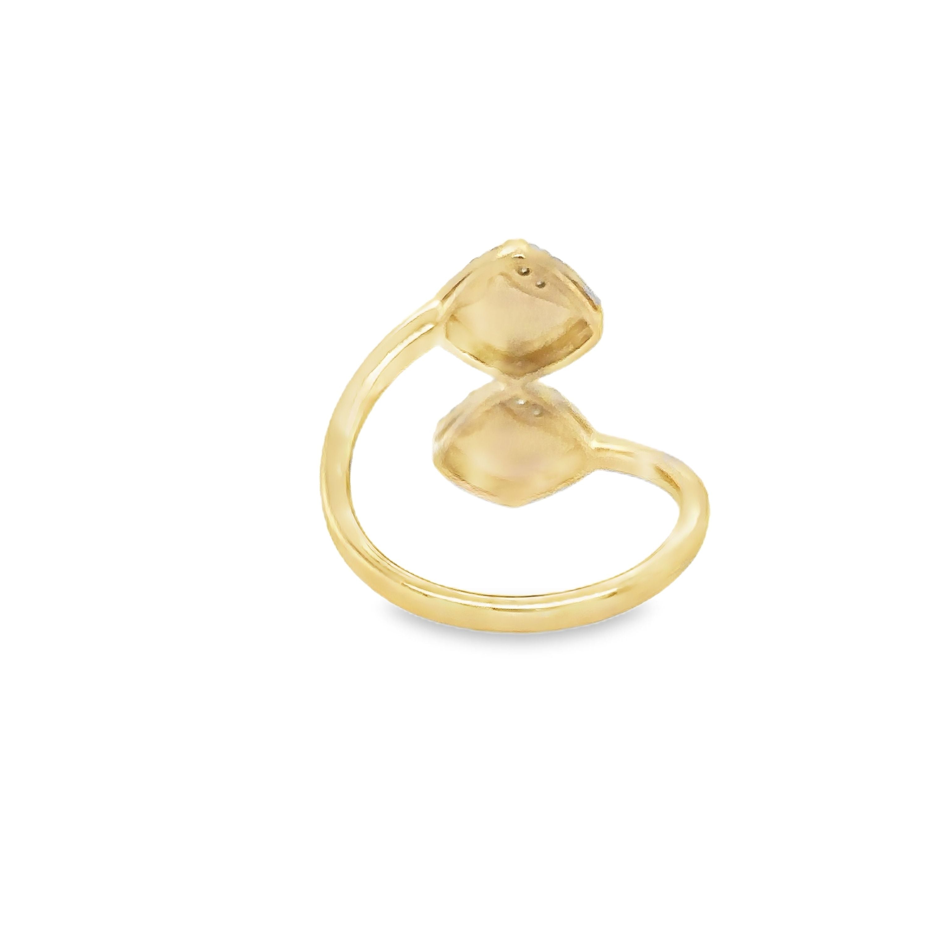 Anillo De Oro Amarillo De 14 Quilates Con Acabado Mate De Diamantes 0.22 Ct.