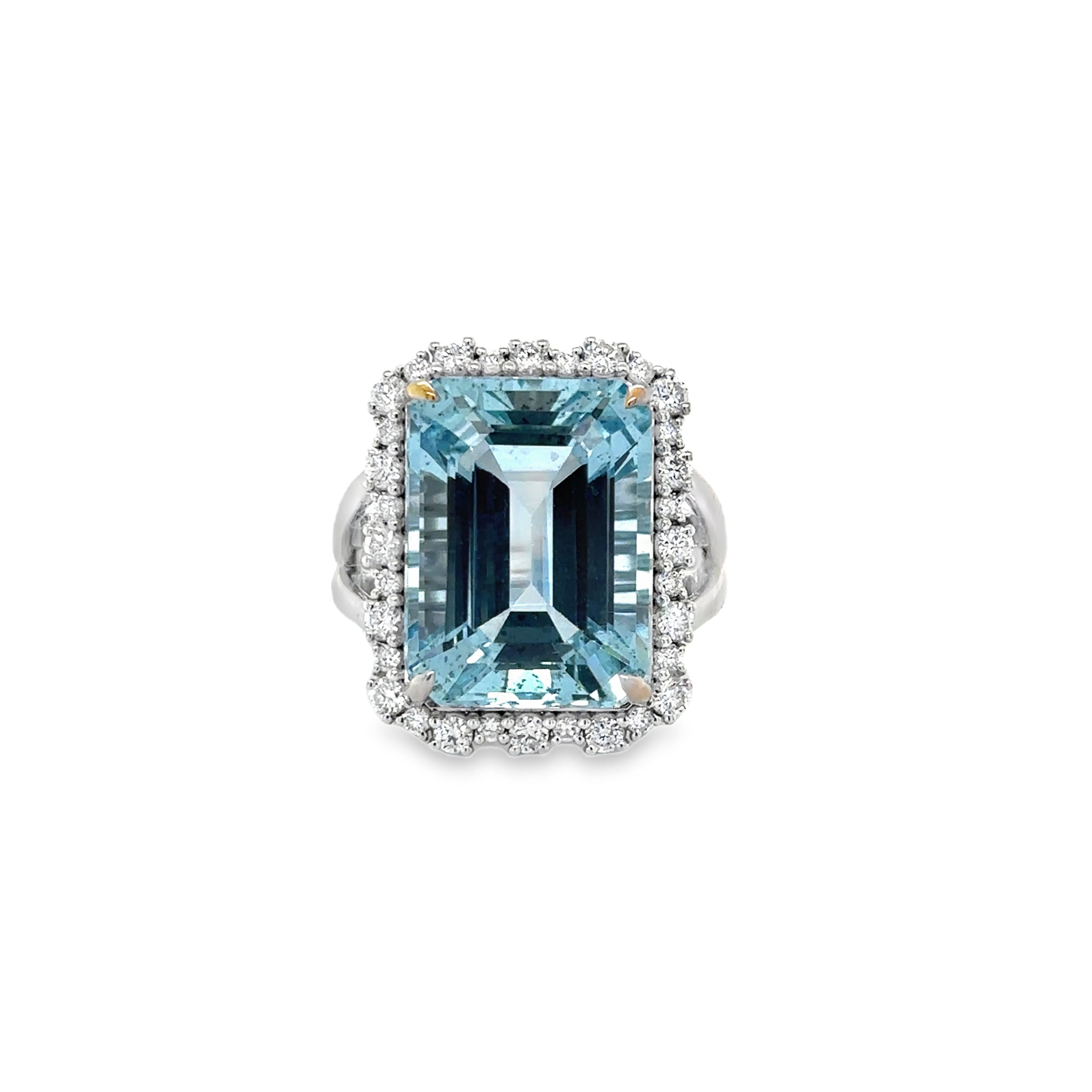 Anillo De Diamantes Y Aguamarina De Oro Blanco De 14K 12.26 Ct.