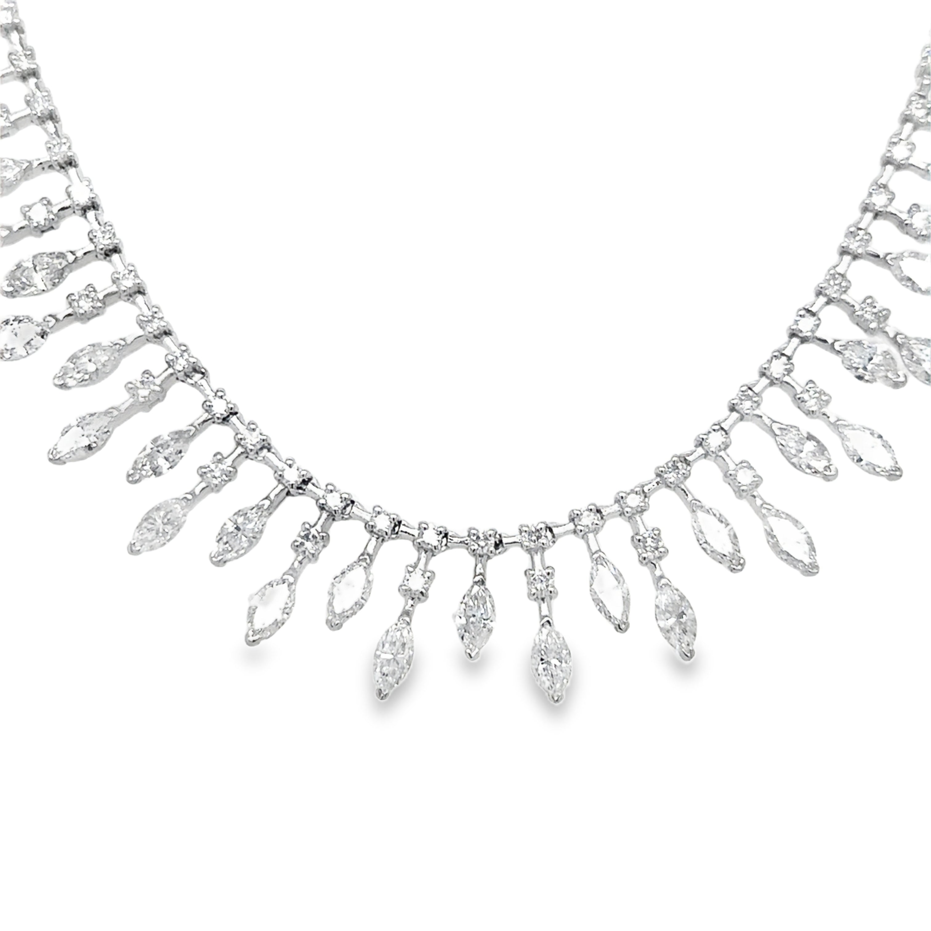 Collar De Diamantes De Oro Blanco De 18 Kt 7.19 Ct.