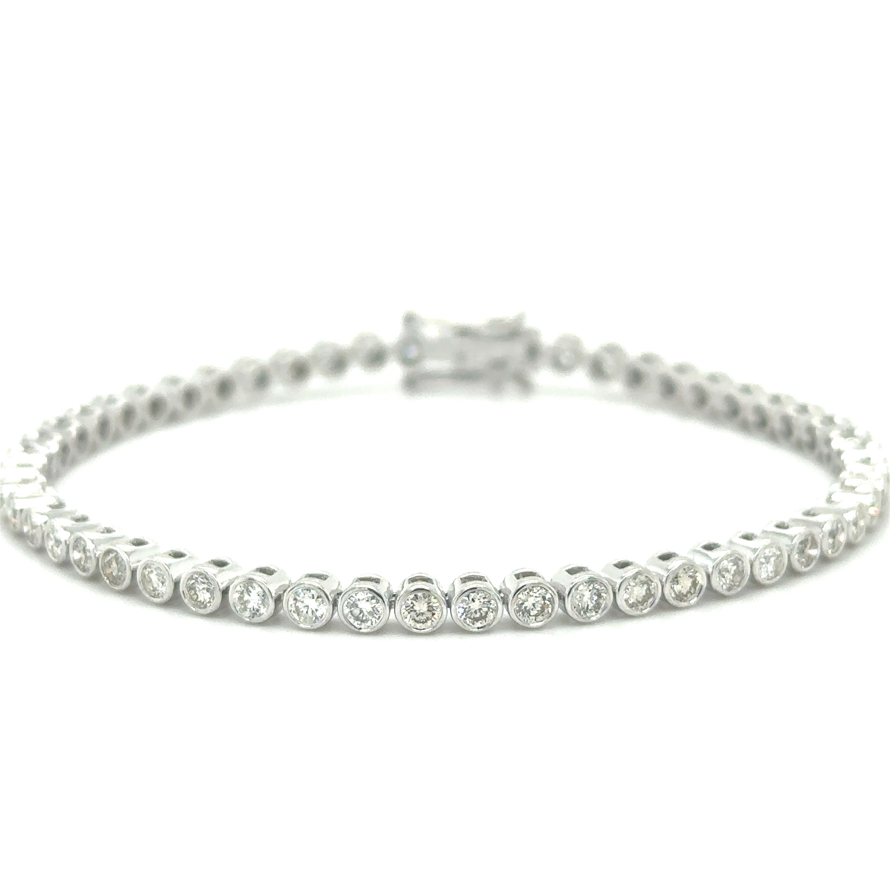 Brazalete De Tenis Con Bisel De Diamantes 3.05 Ct.