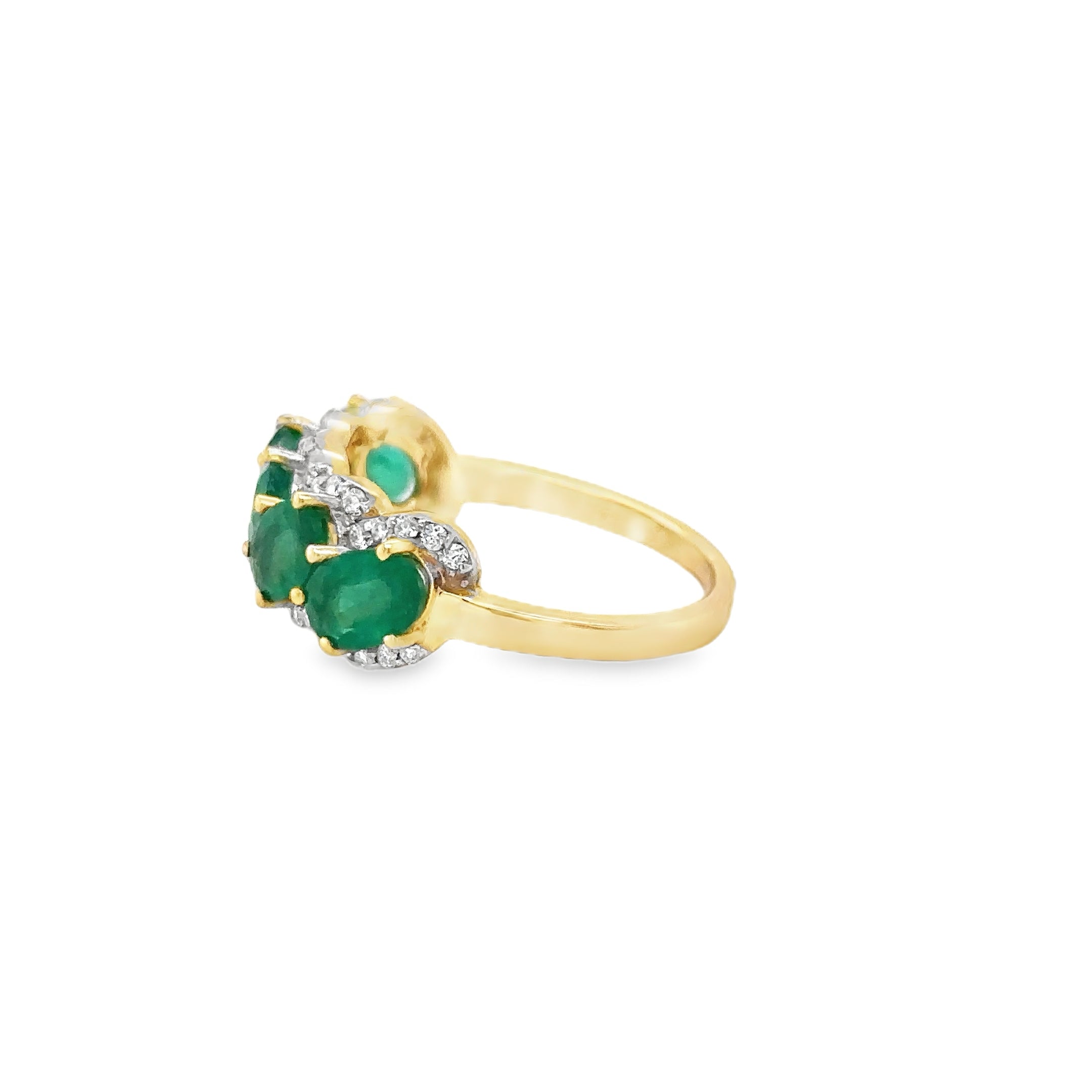 Anillo De Oro Amarillo De 14Kt Con Esmeralda Y Diamantes, 2.95 CT