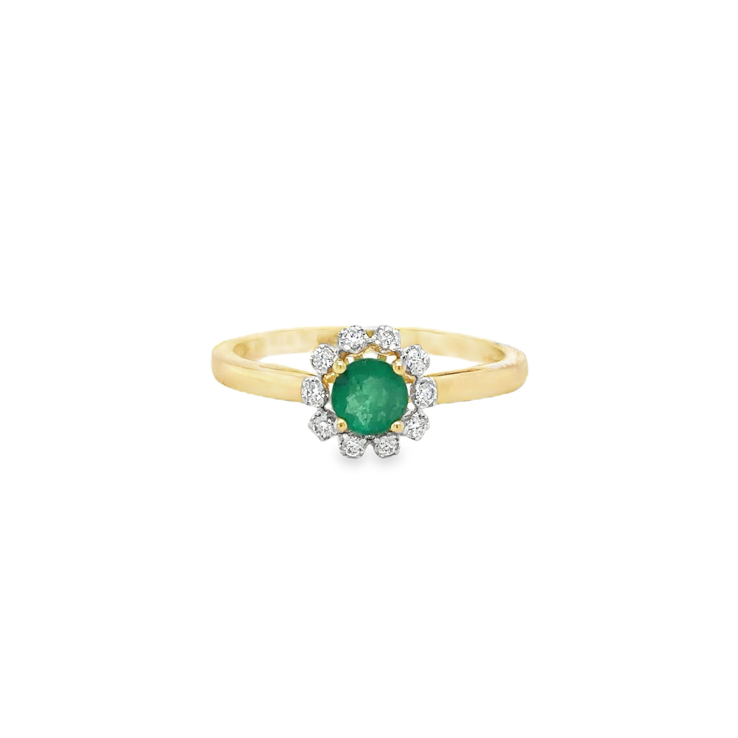 Anillo De Oro Amarillo De 14 Quilates Con Esmeraldas Y Diamantes 0.44 Ct.