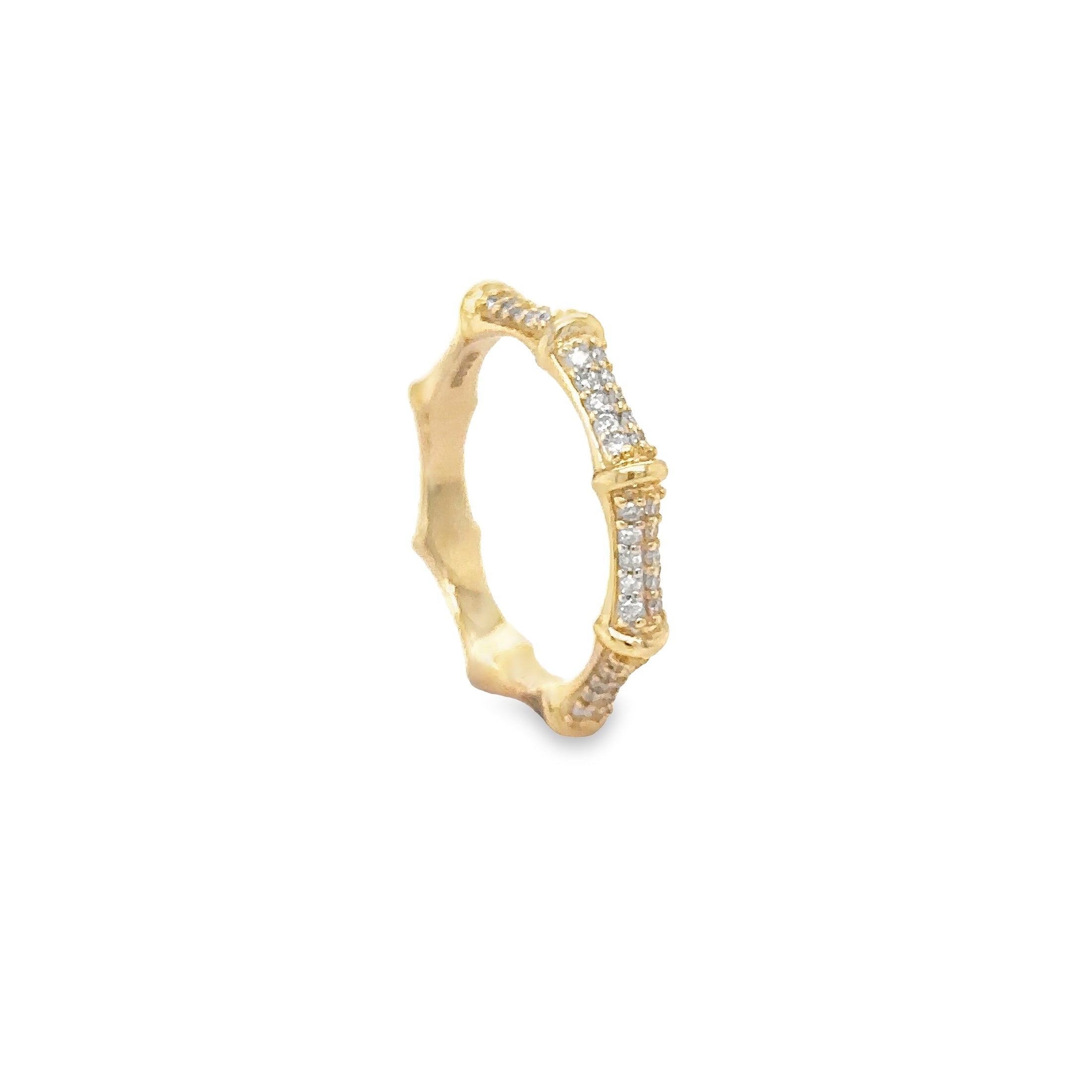 Anillo De Oro Amarillo De 14 Quilates Con Diamantes Media Banda 0.18 Ct.