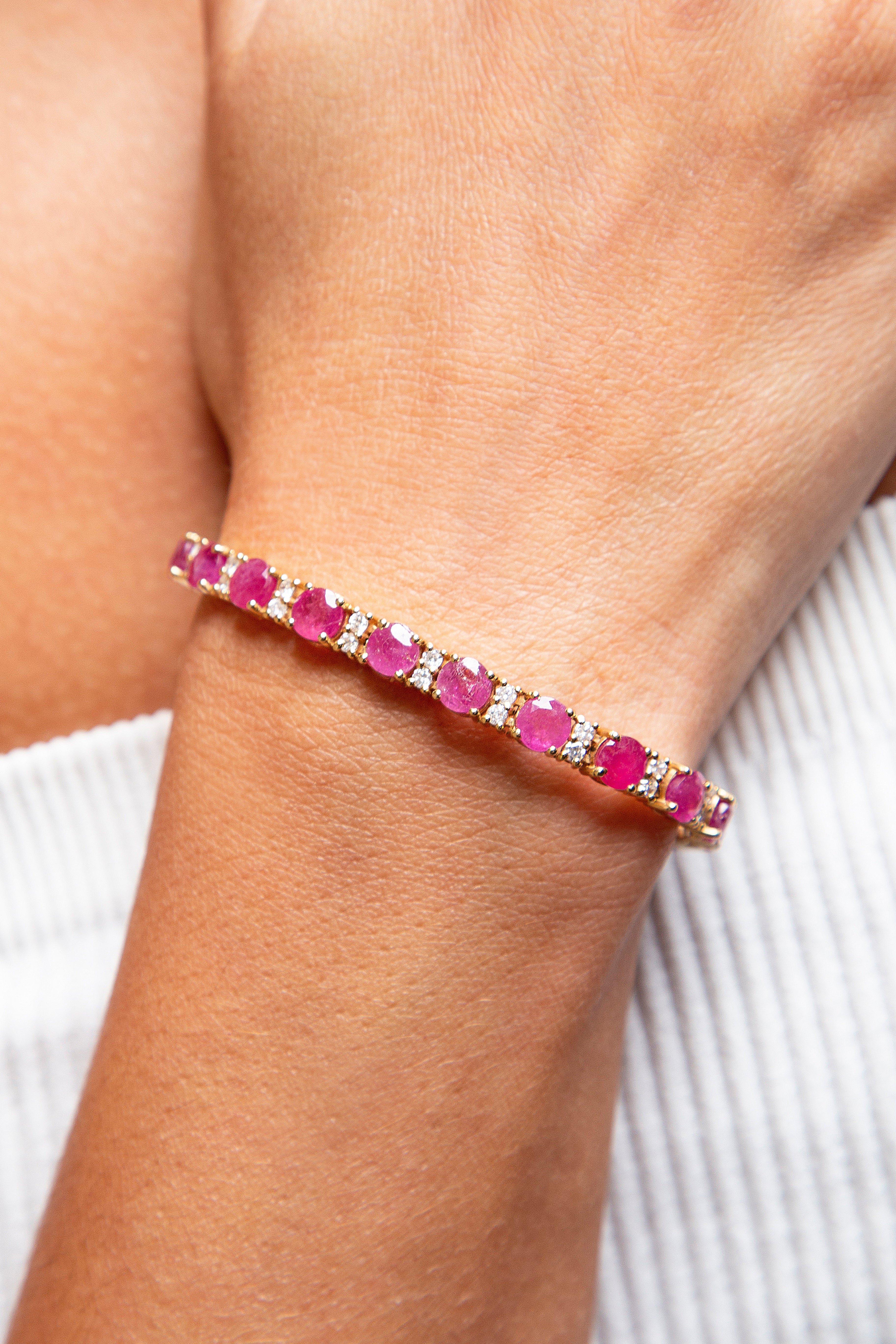 Pulsera Tennis Diamante Rubí Oro Amarillo 14K 16.25 ct.