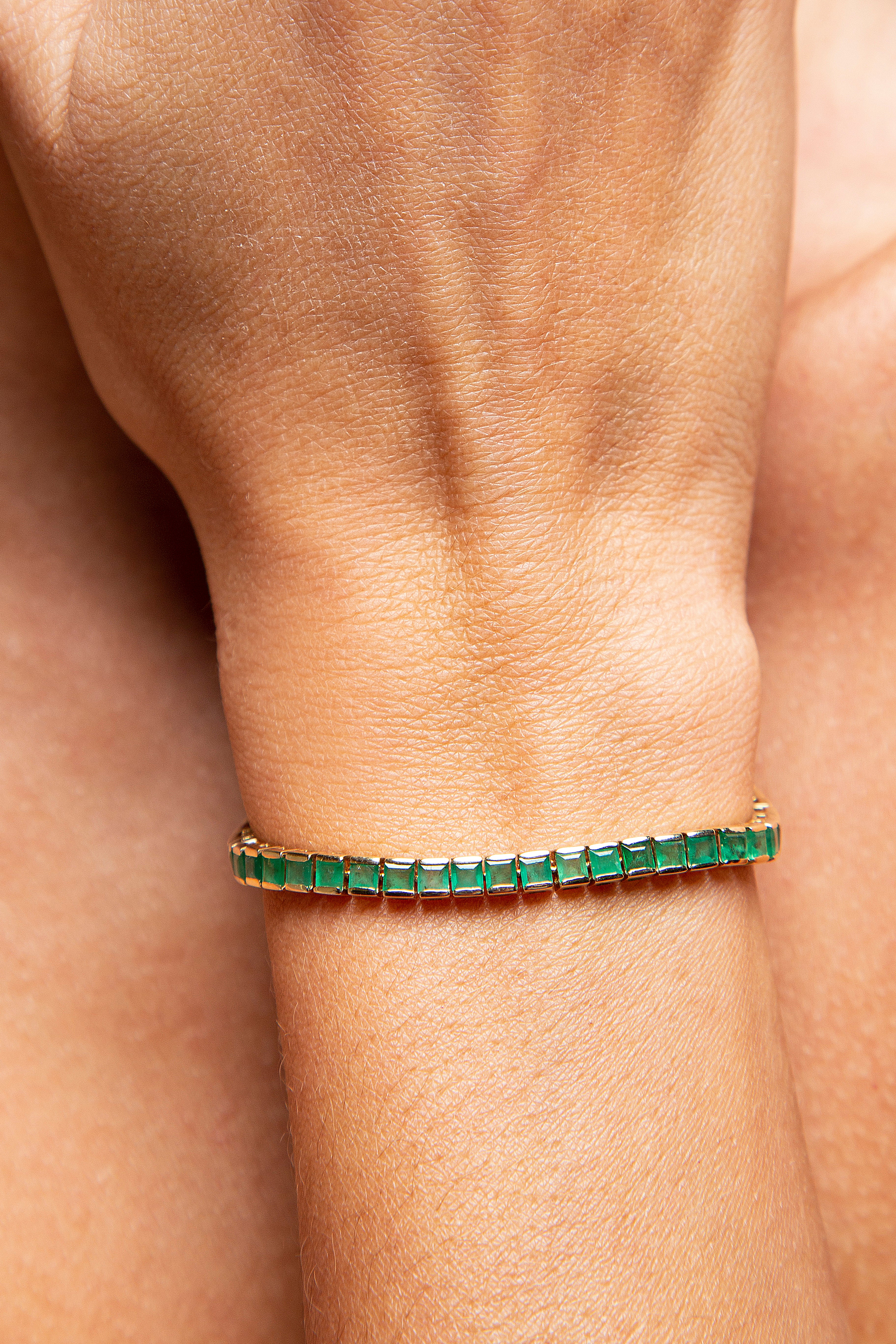 Pulsera Tennis Esmeralda Oro Amarillo 14K 6.49 ct.
