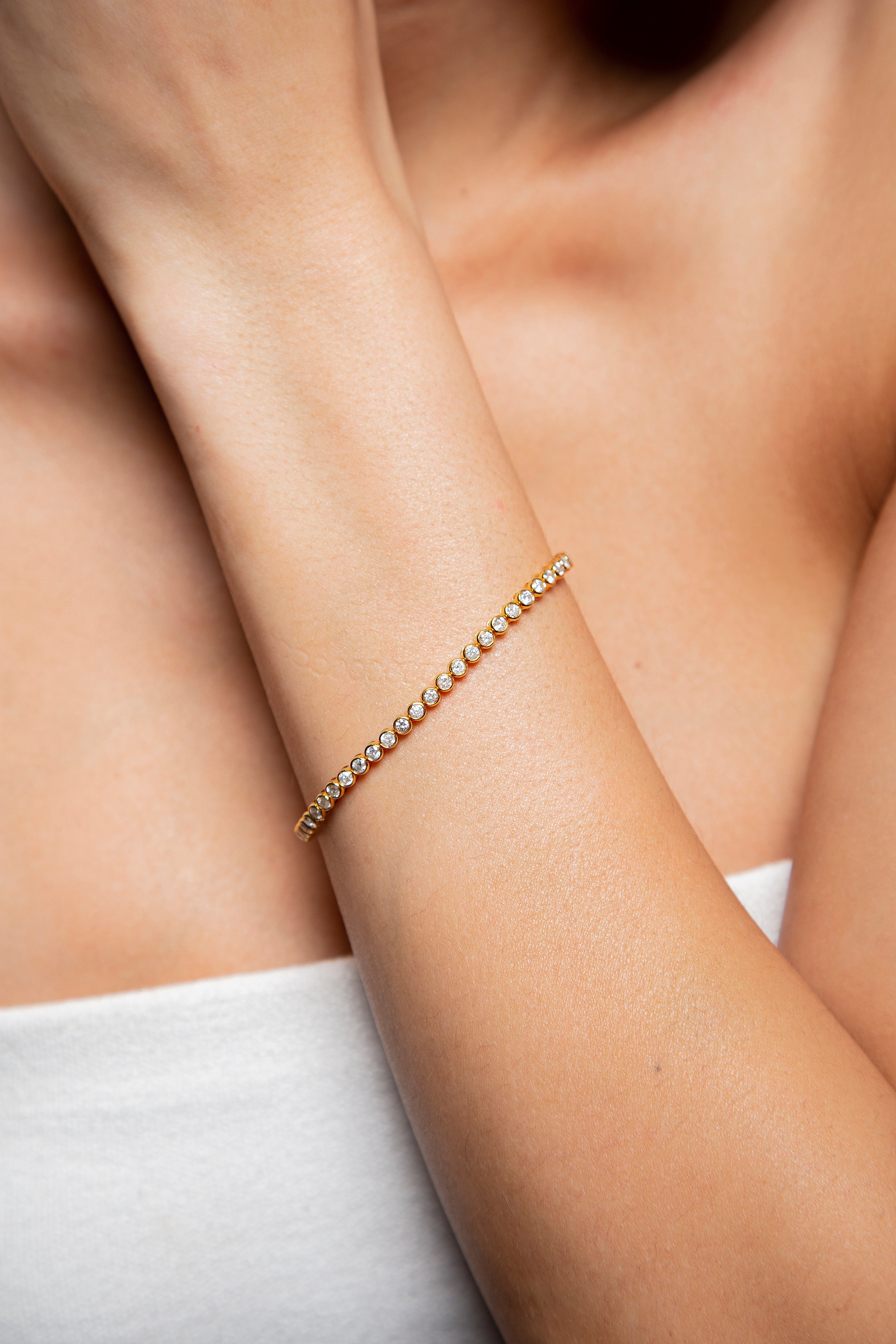 Pulsera Tennis Bezel Diamante Oro Amarillo 14K 3 ct.