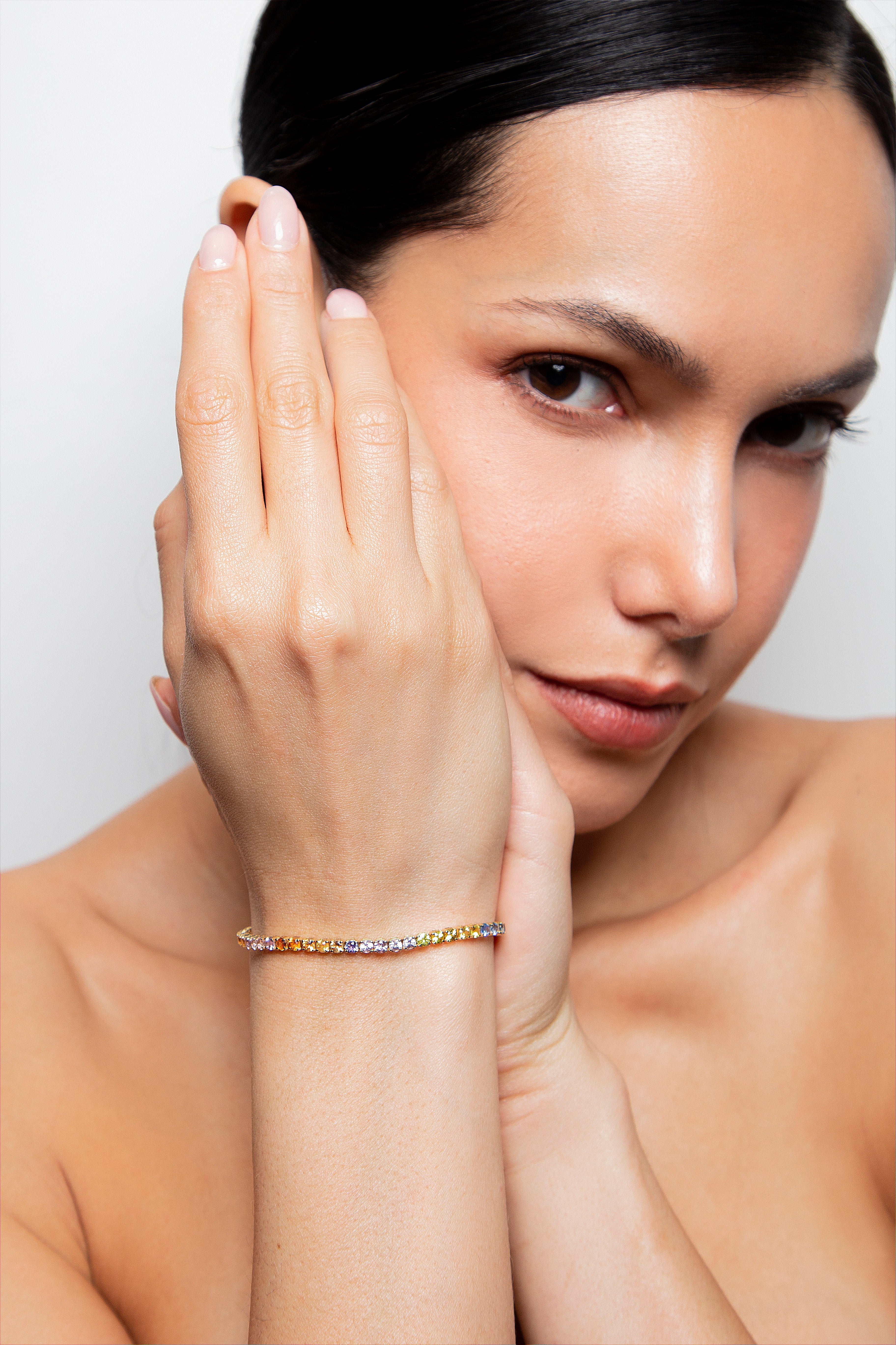 Pulsera Tennis Multi Zafiro Oro Amarillo 14K 5.83 ct.