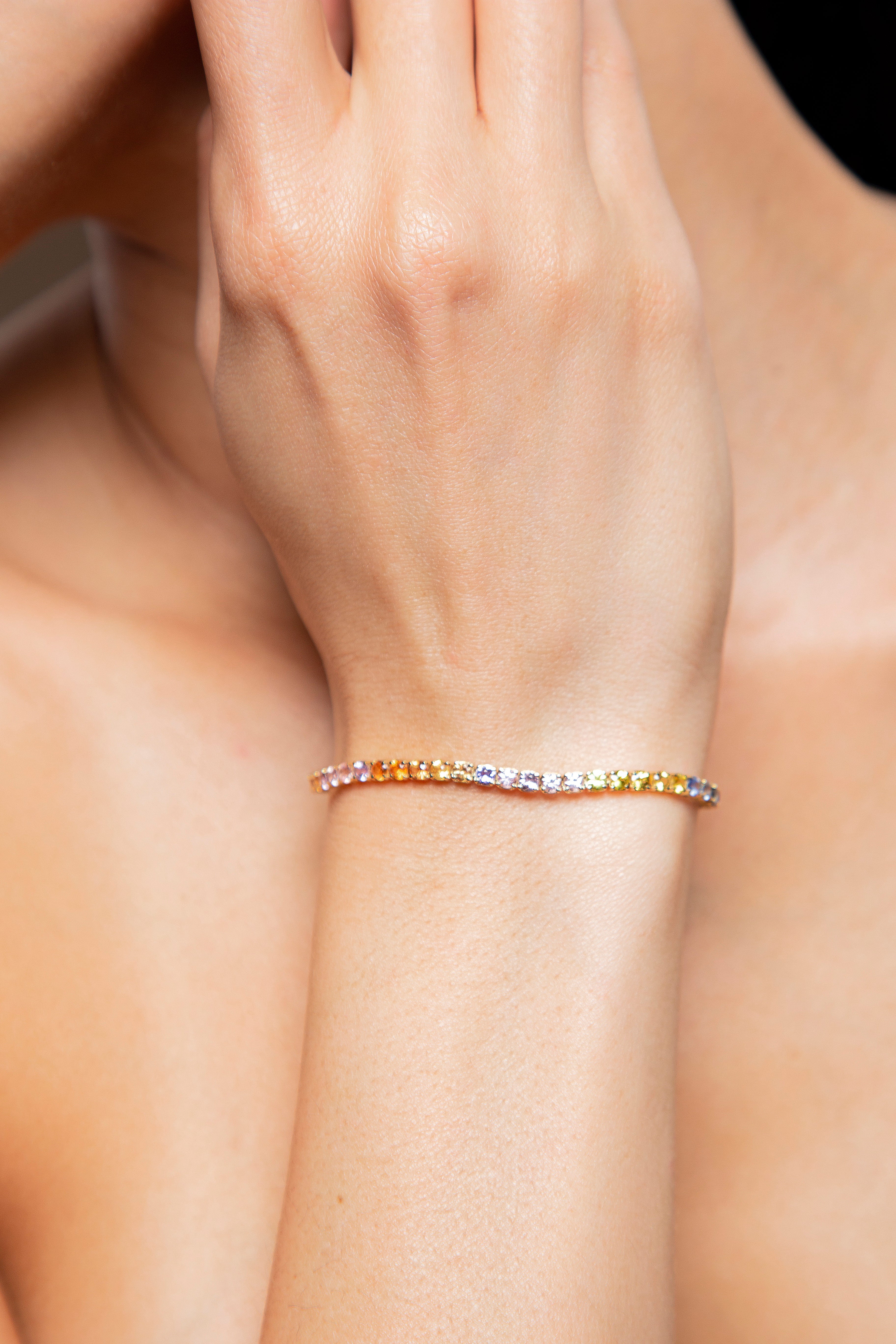 Pulsera Tennis Multi Zafiro Oro Amarillo 14K 5.83 ct.