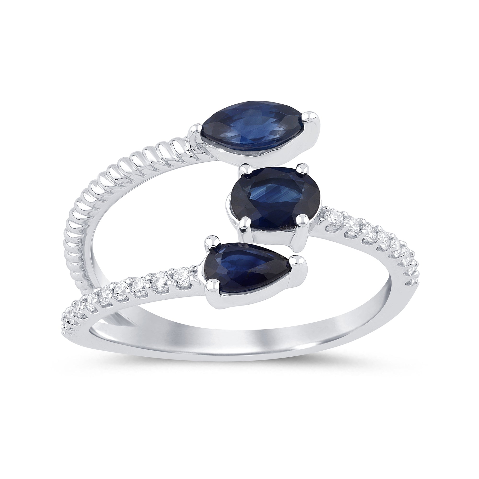 Anillo envolvente con zafiro azul y diamantes en oro blanco de 14K, 1.08CT.