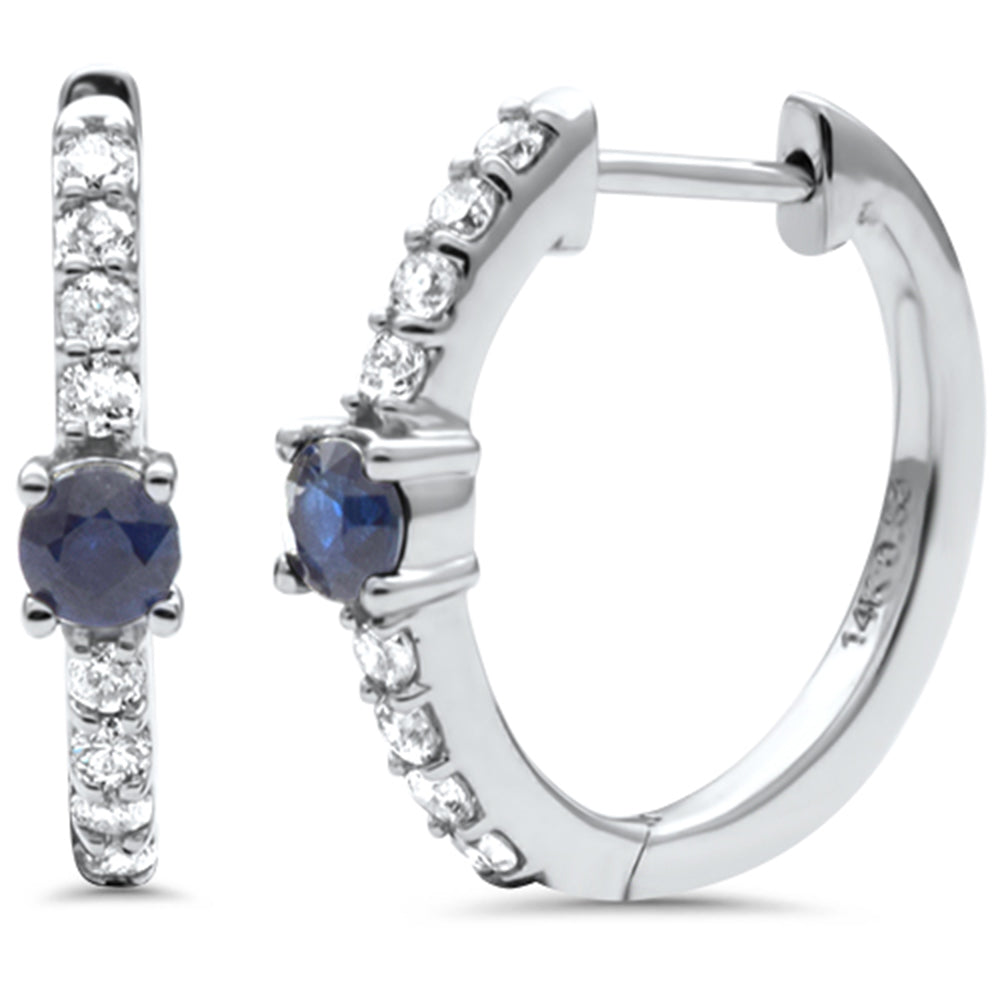 Hoop and click earrings in 14K white gold with diamonds and blue sapphire, 0.58CT.