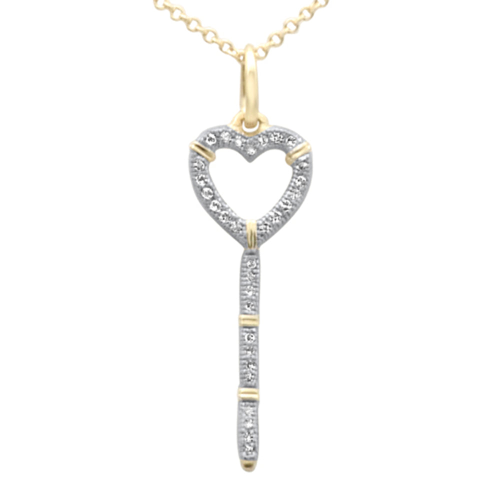 Collar Pendant Corazón Llave De Diamante En Oro Amarillo De 14K .09Ct