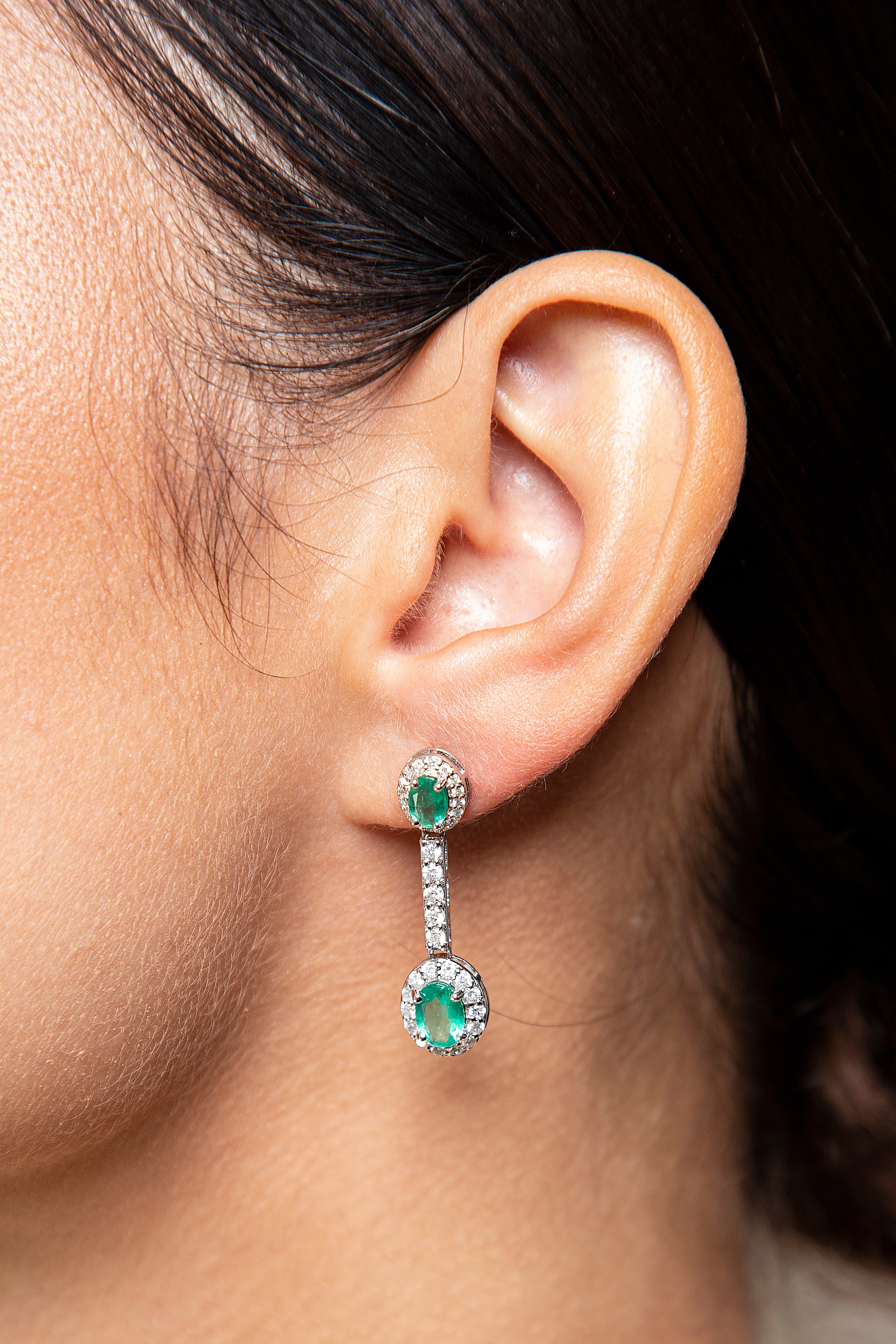 Aretes Largos / Colgantes Diamante Esmeralda Oro Blanco 14K 2.84 ct.