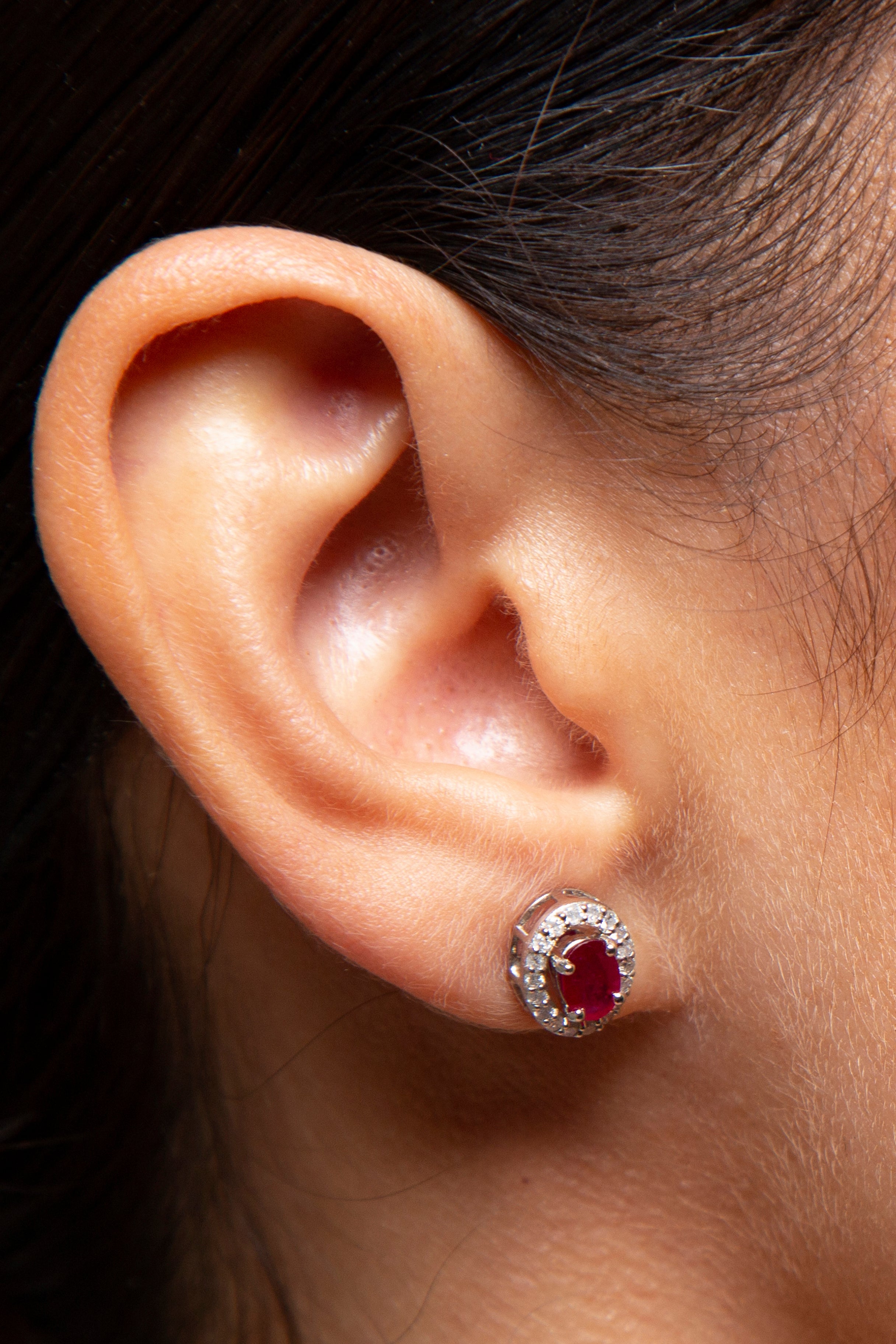 Aretes Studs Diamante Rubí Esmeralda Zafiro Oro Blanco 14K  ct.