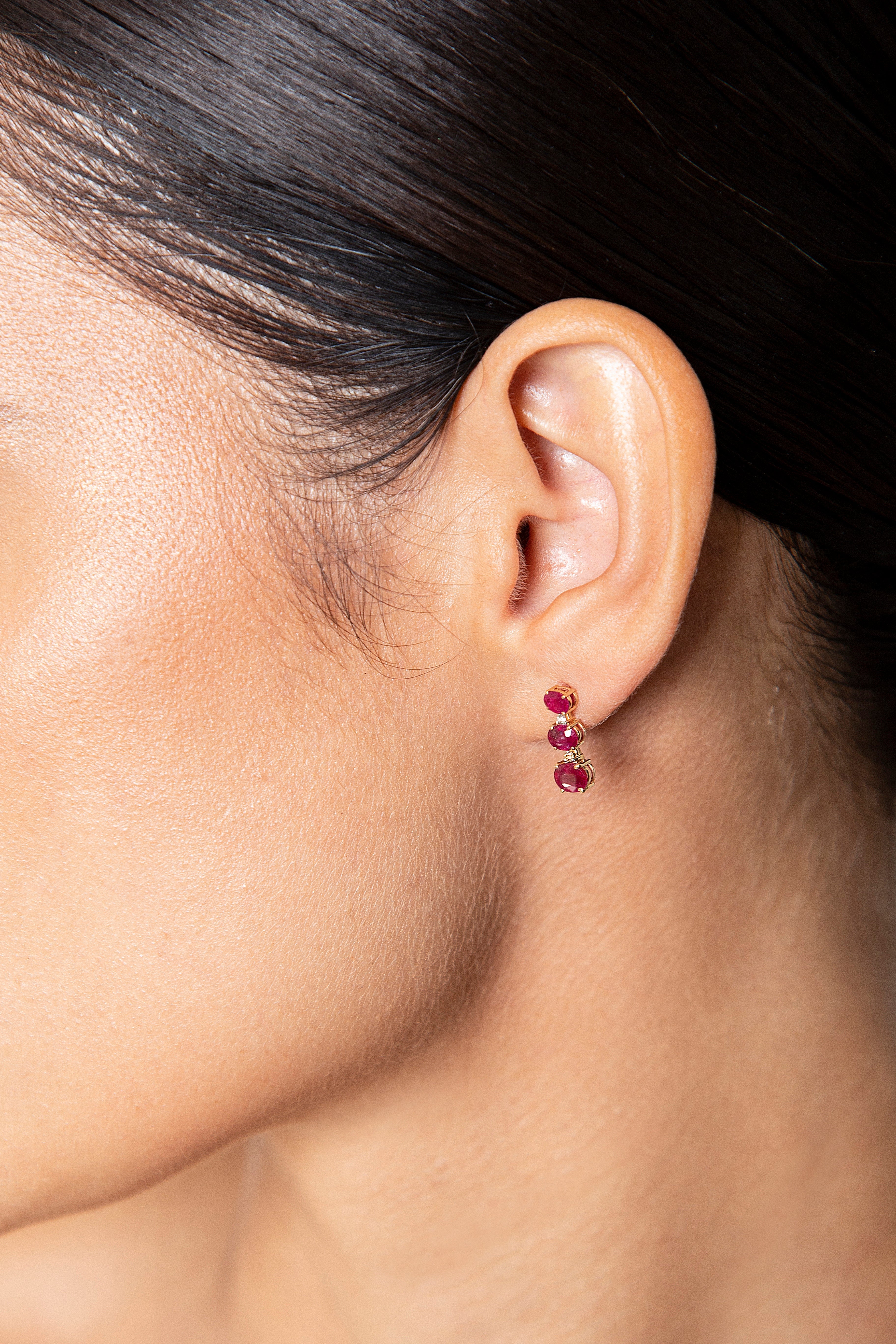 Aretes Diamante Rubí Oro Amarillo 14K 2.13 ct.