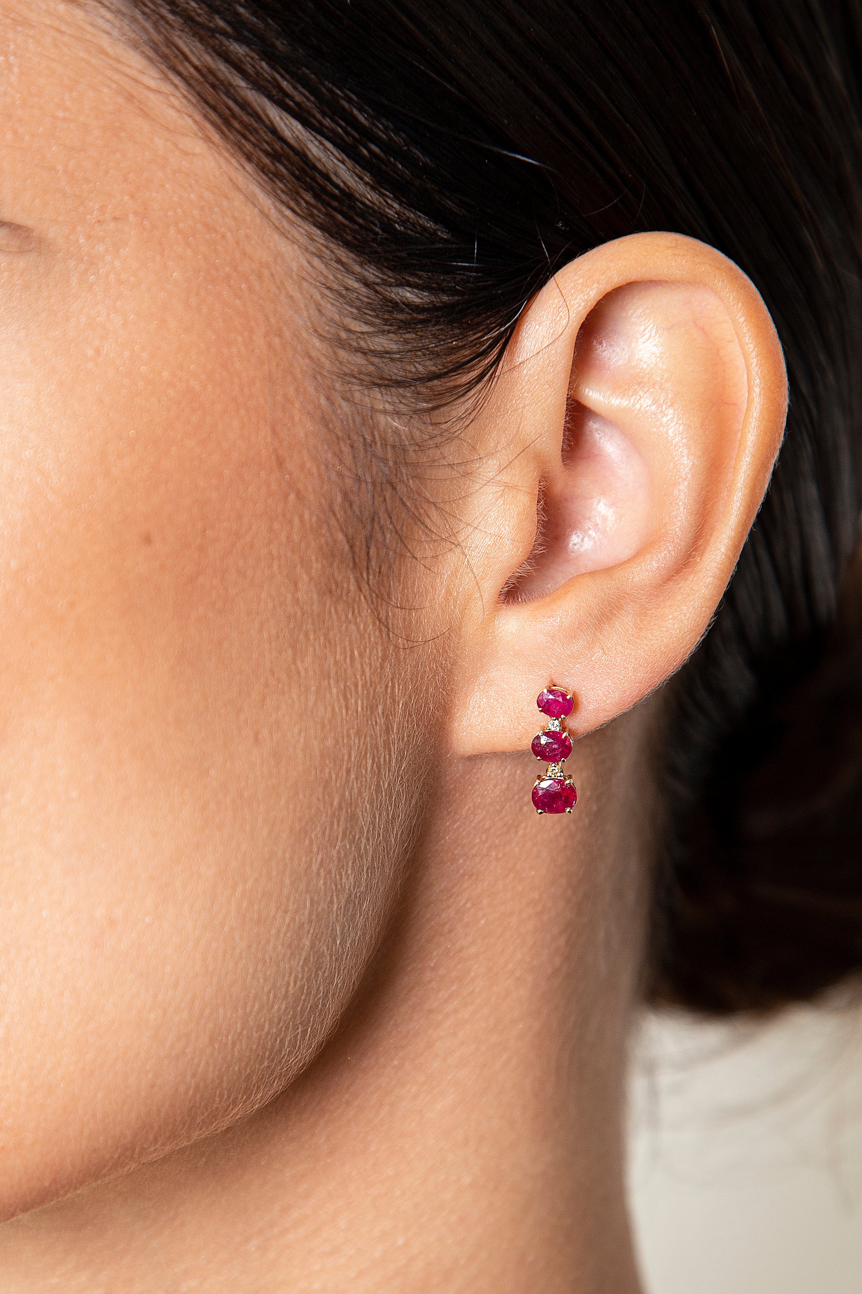 Aretes Diamante Rubí Oro Amarillo 14K 2.13 ct.