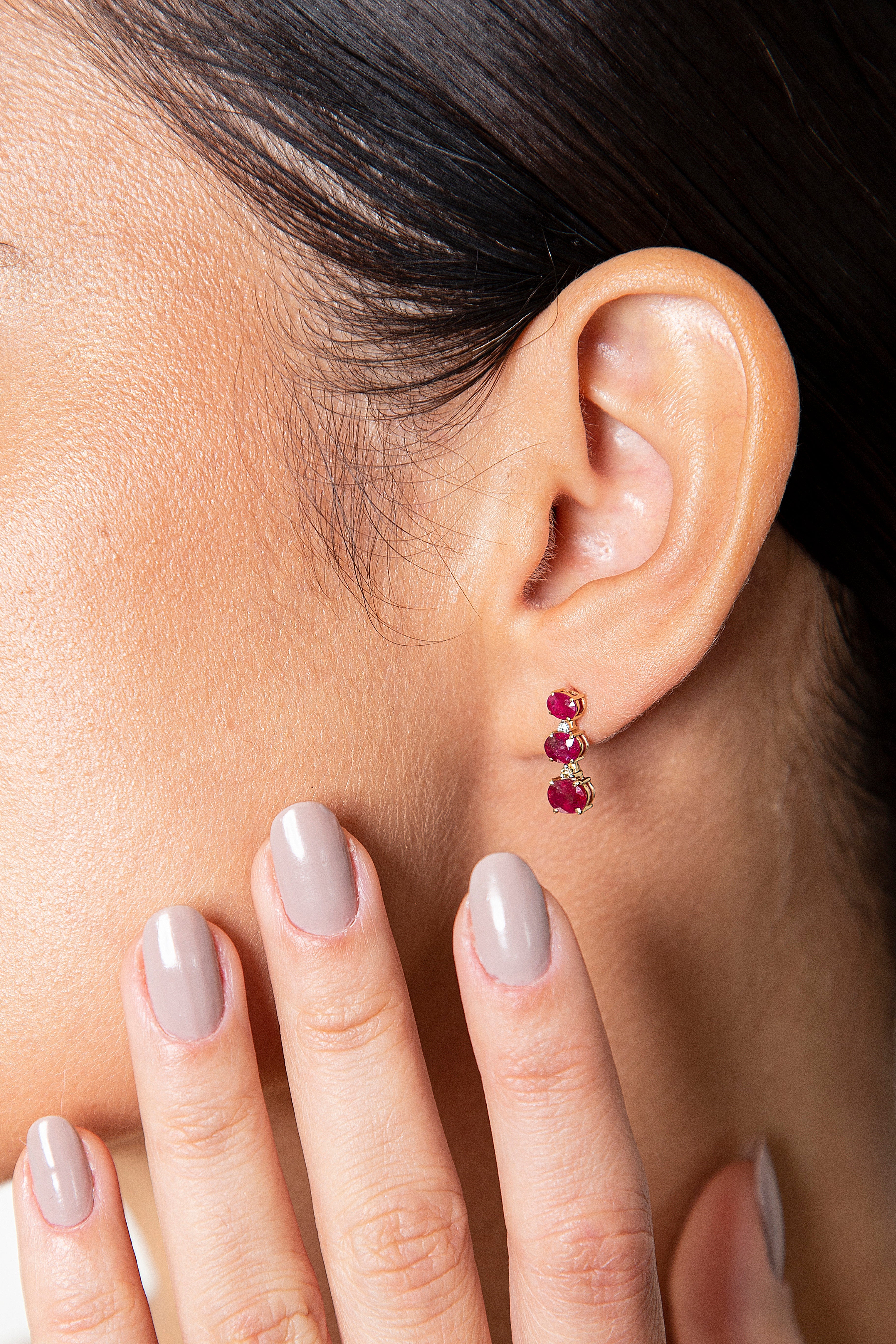 Aretes Diamante Rubí Oro Amarillo 14K 2.13 ct.