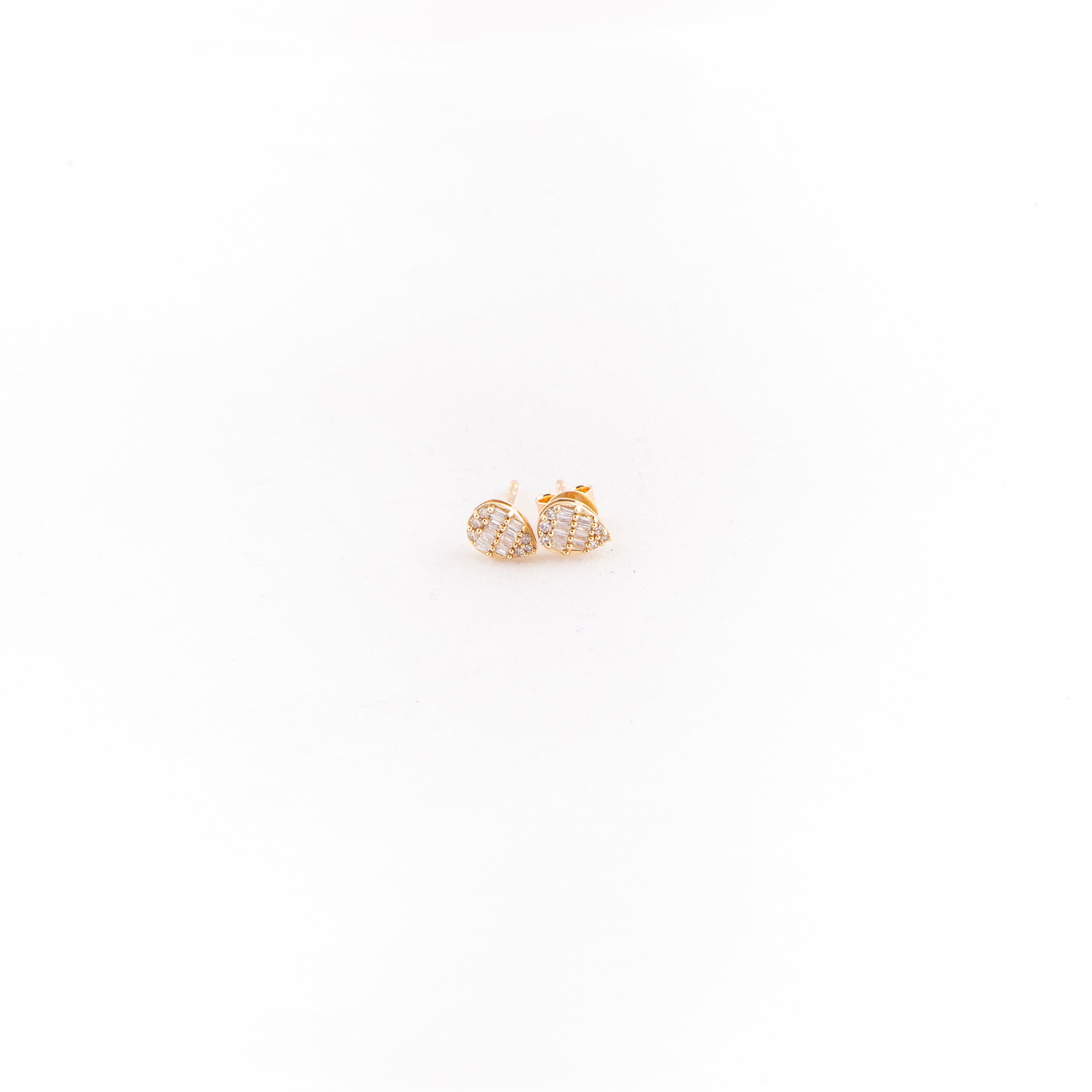 Aretes Studs Diamante Oro Amarillo 14K 0.16 ct.