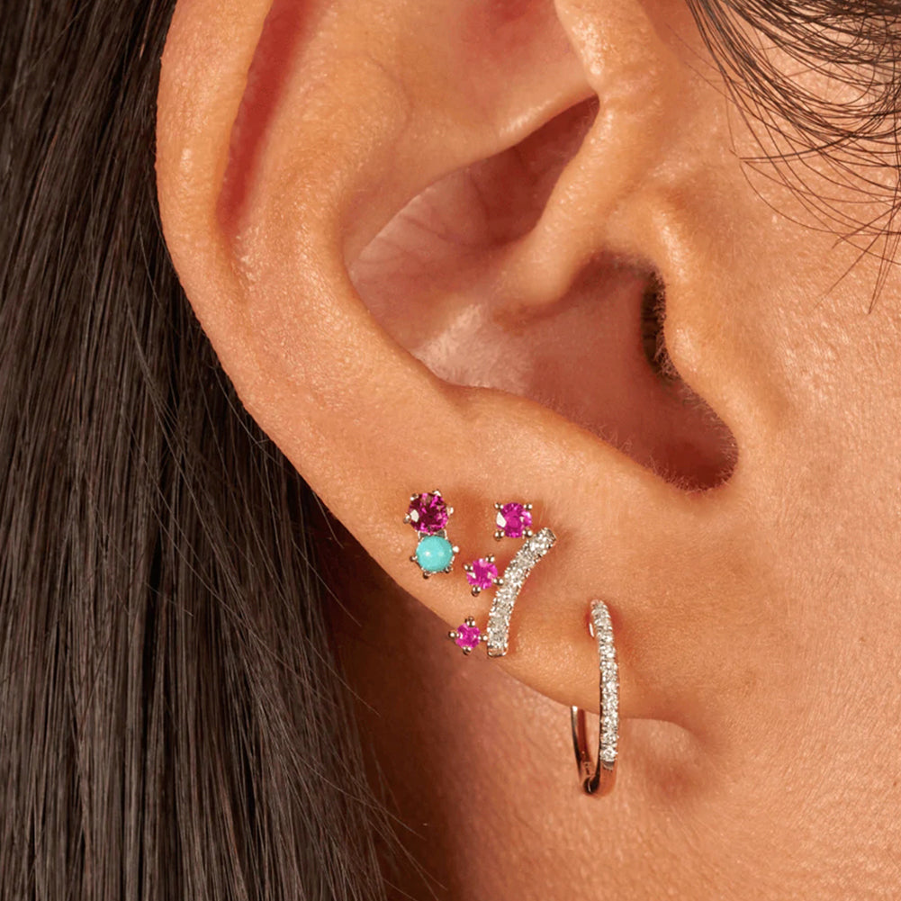 Arete Studs Plata S925 Baño de oro con Piedra Estilo Diamante 1g