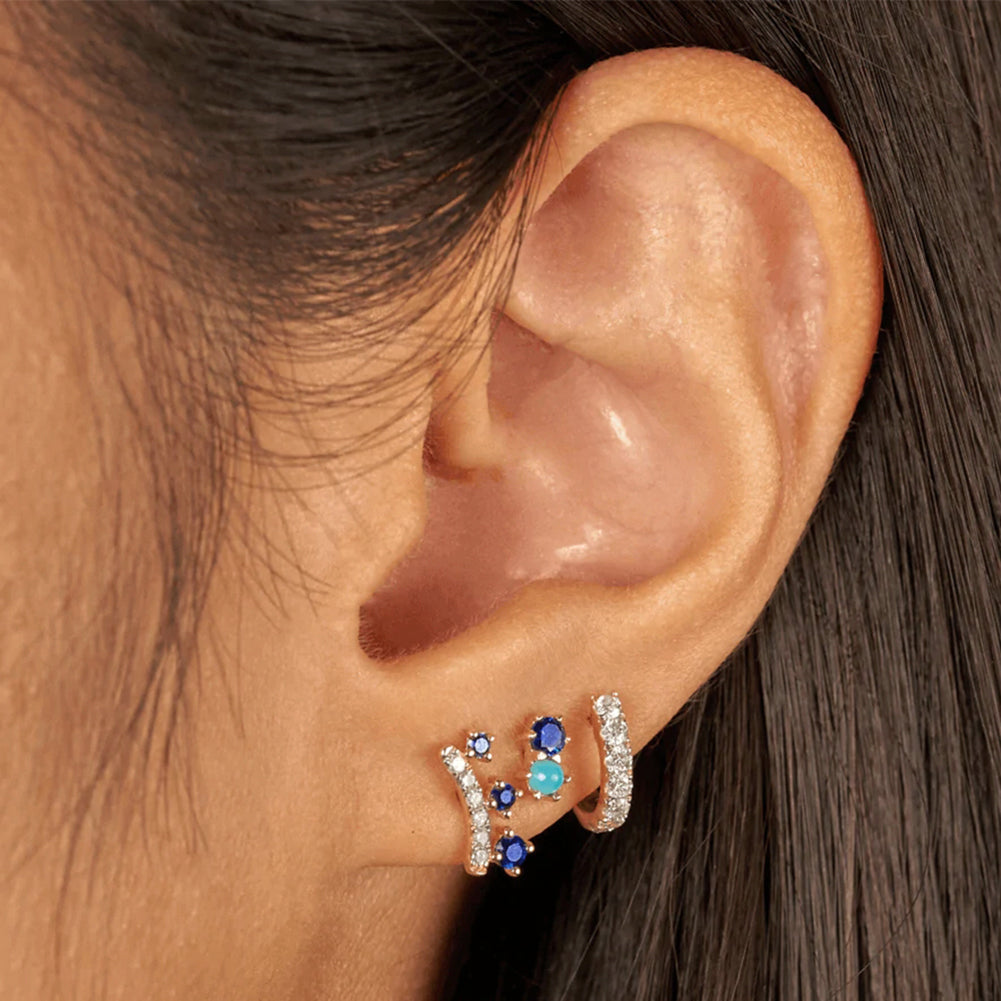 Arete Studs Plata S925 Baño de oro con Piedra Estilo Diamante 1.0g