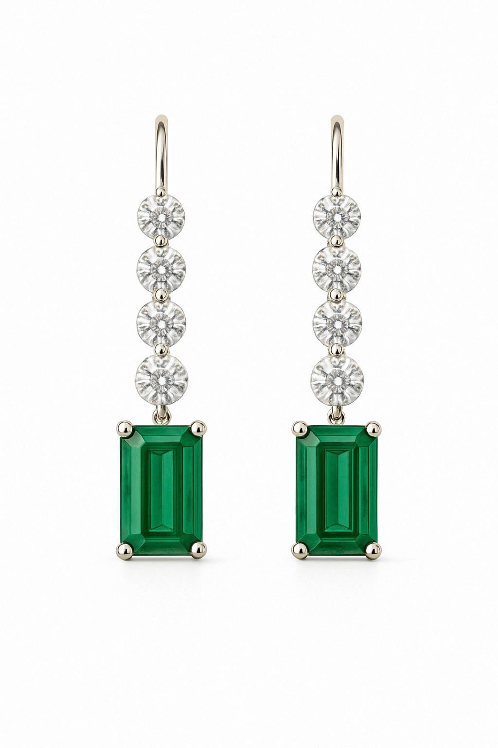 Aretes Esmeralda y Diamante 2.2 ct. Oro 18k