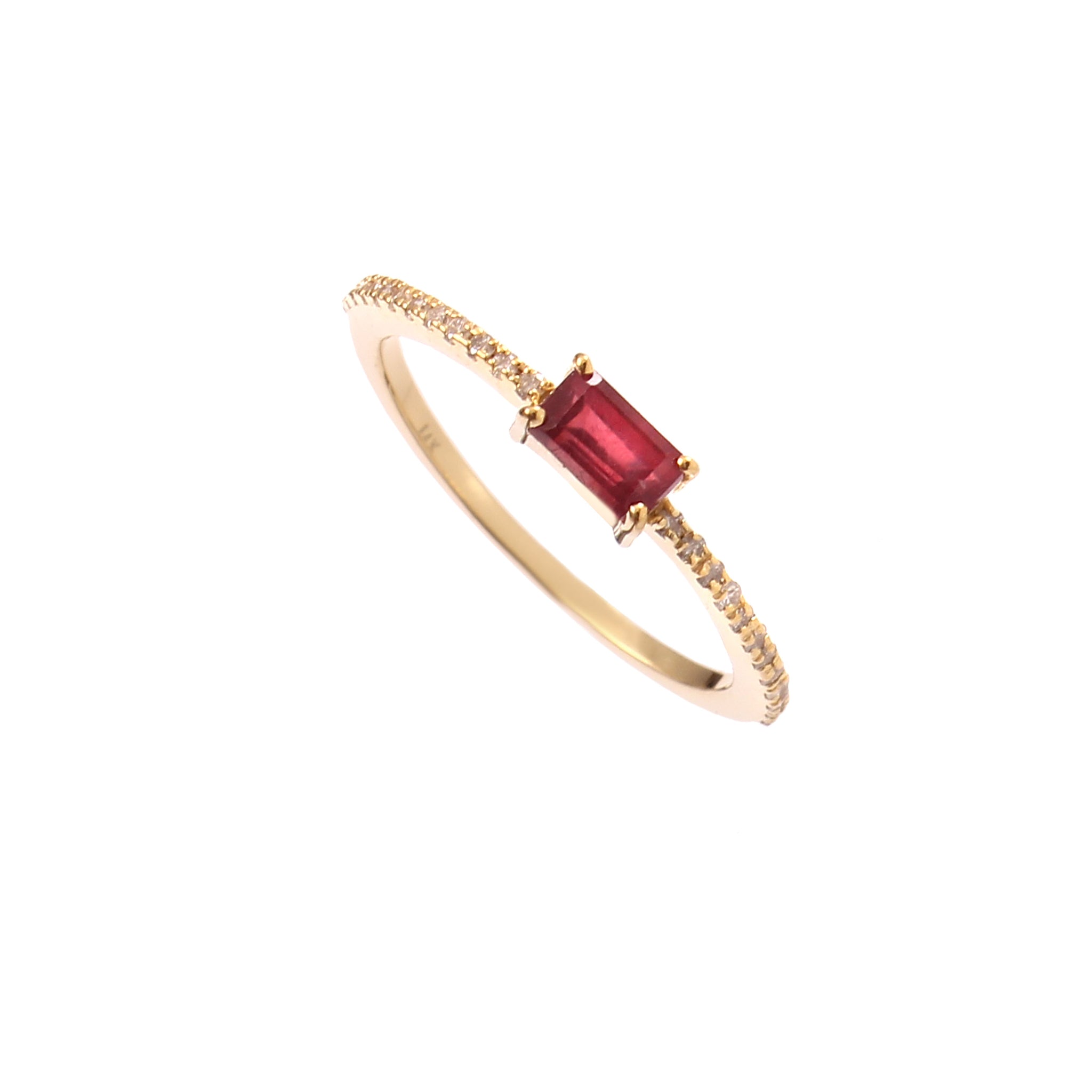 Anillo En Oro Amarillo De 14K Con Diamante Y Rubí 0.74 Ct