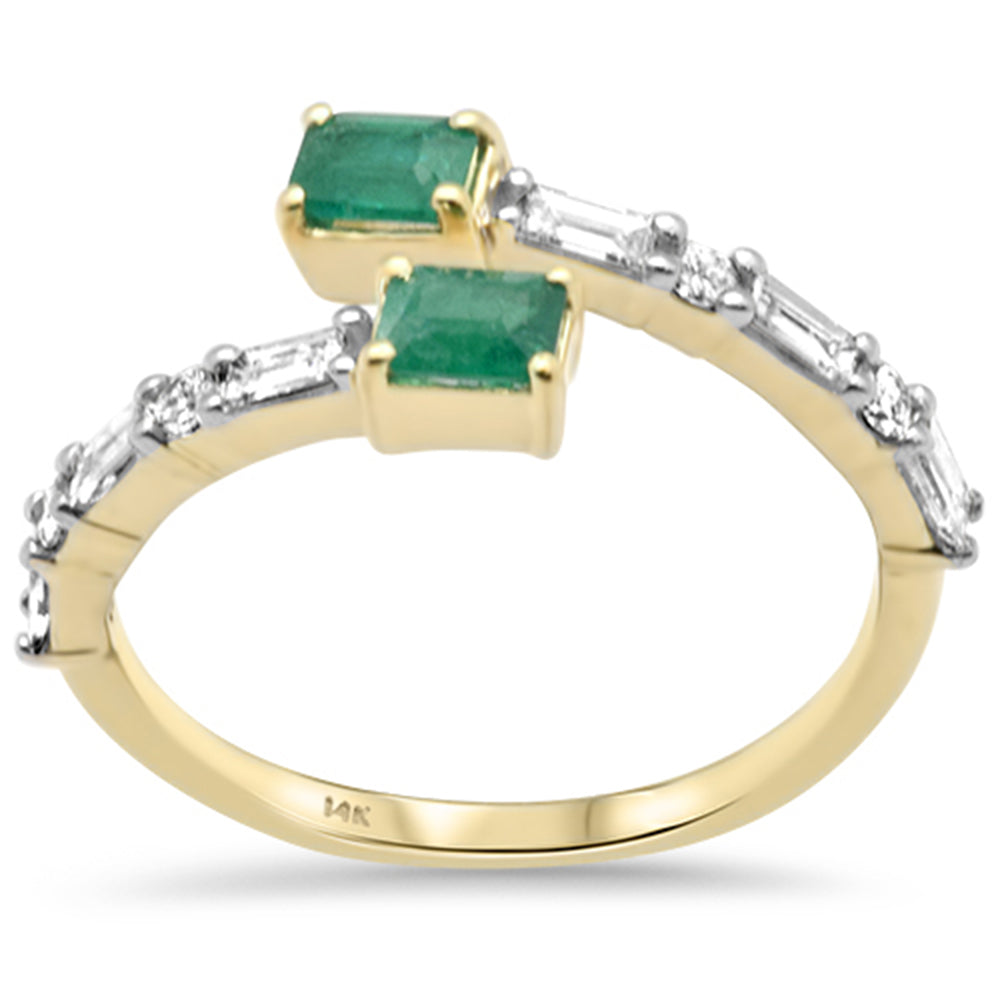 Anillo Diamante & Esmeralda en Oro Amarillo en 14K 0.75 CT