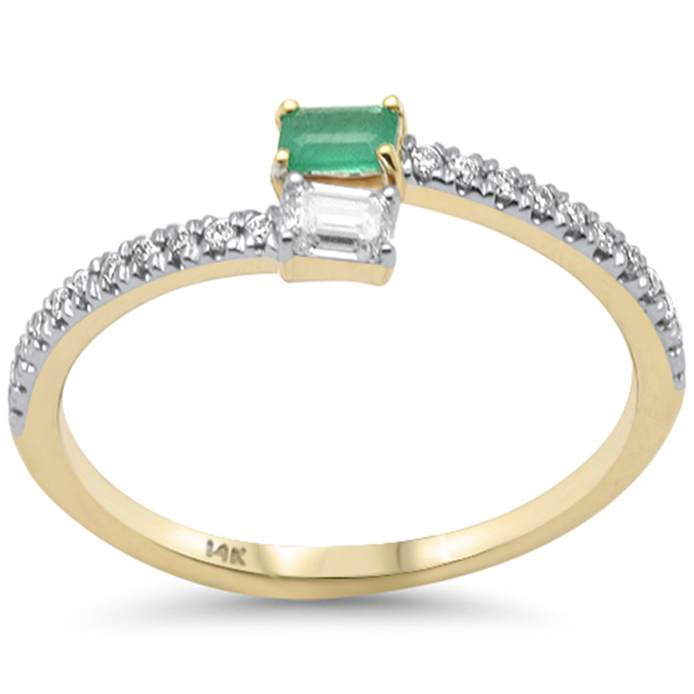 Anillo Diamante & Esmeralda en Oro Amarillo en 14K 0.36 CT