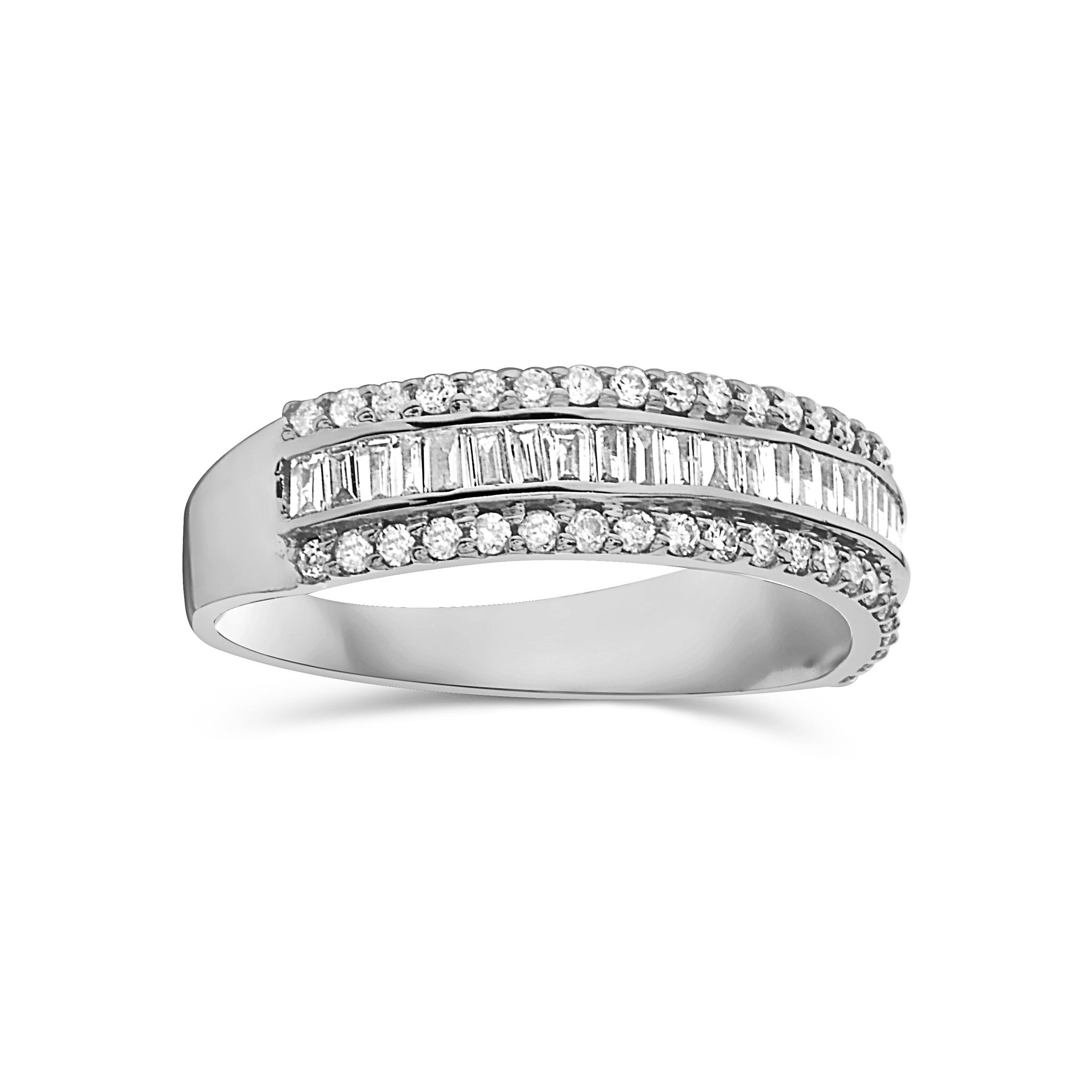 Anillo En Oro Blanco De 14K Con Diamante 0.57 Ct