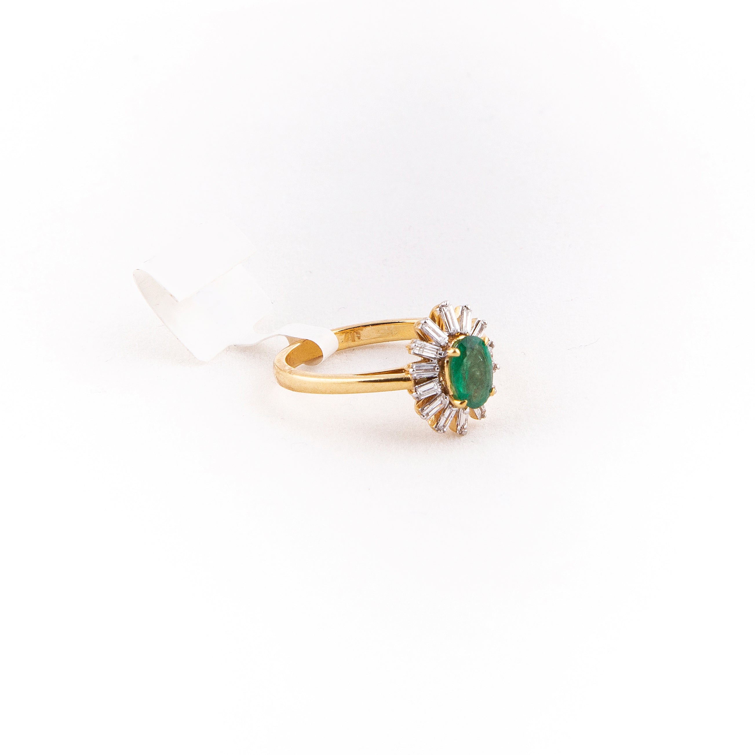 Anillo Halo Diamante Esmeralda Oro Amarillo 14K 0.56 ct.