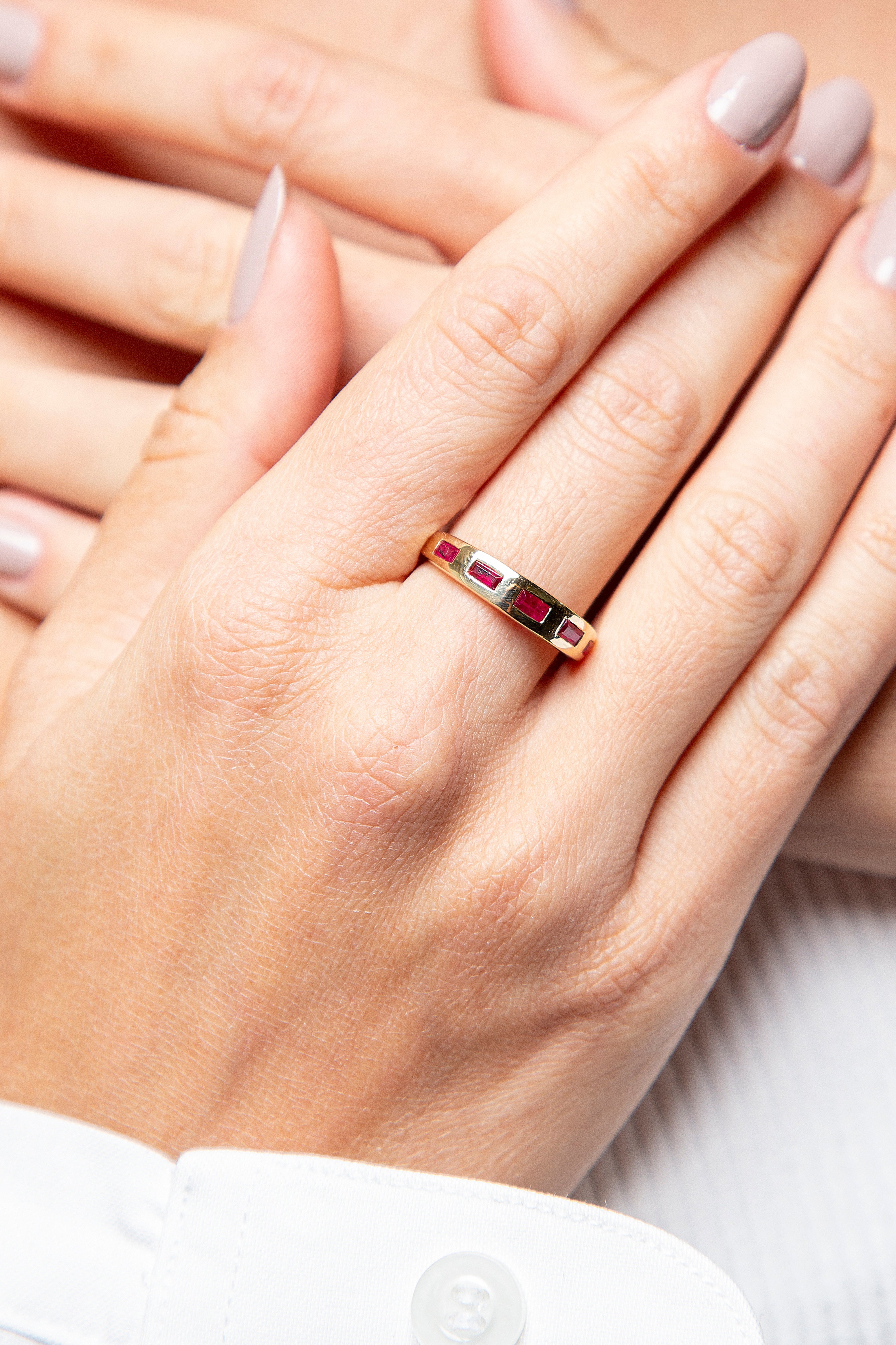 Anillo Rubí Oro Amarillo 14K 0.55 ct.