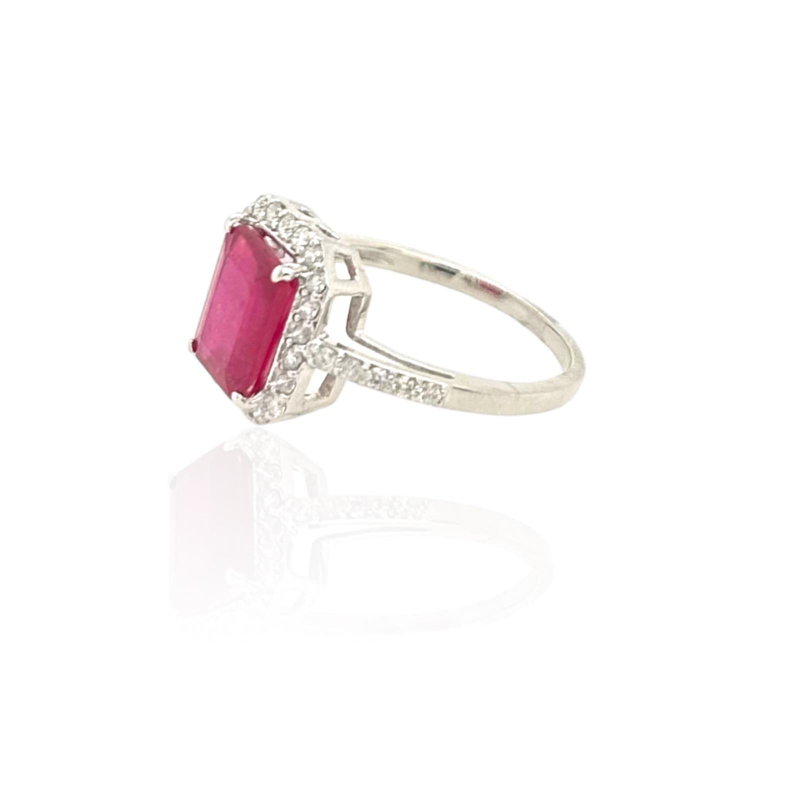 Anillo En Oro Blanco De 14K Con Diamante 0.4 Ct