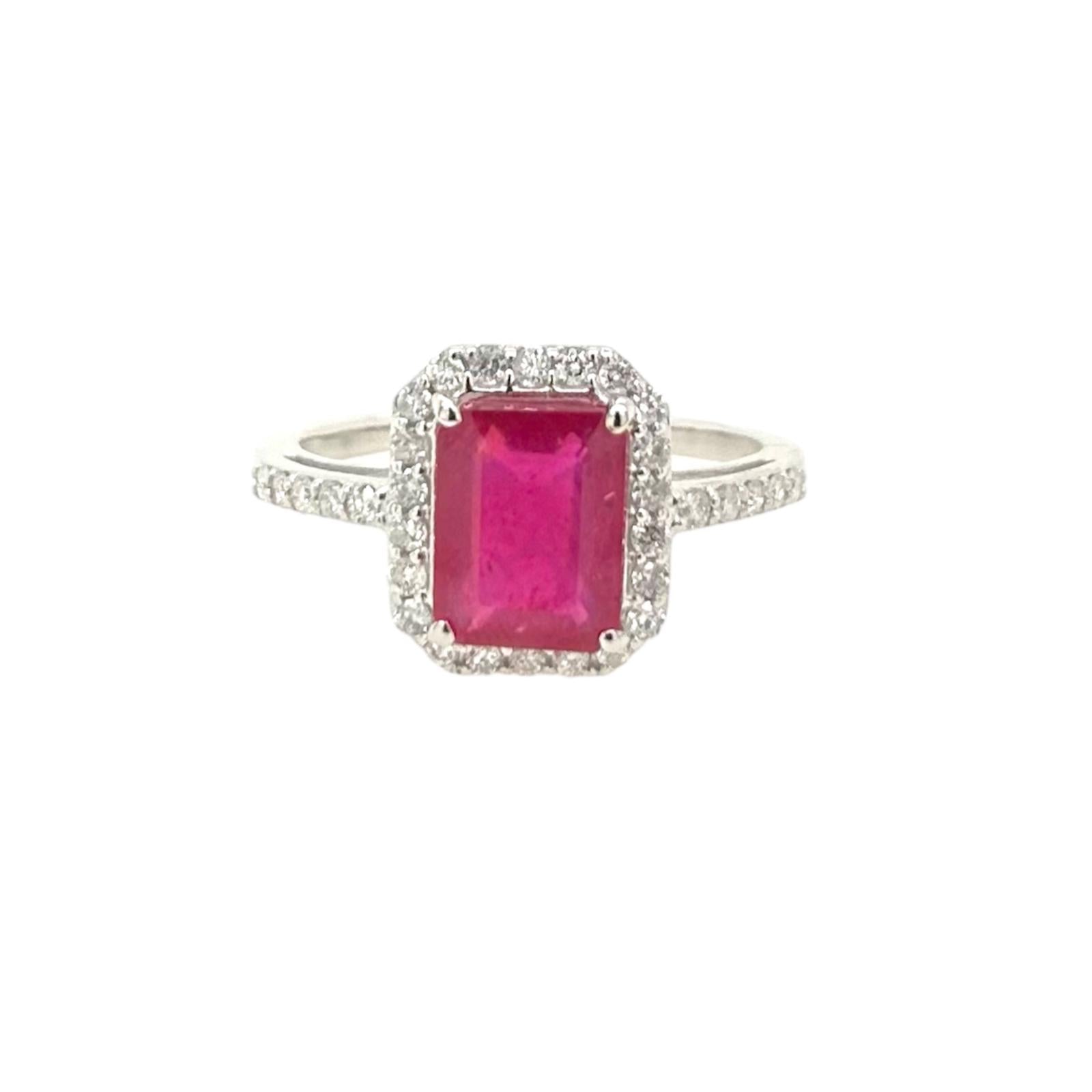 Anillo En Oro Blanco De 14K Con Diamante 0.4 Ct