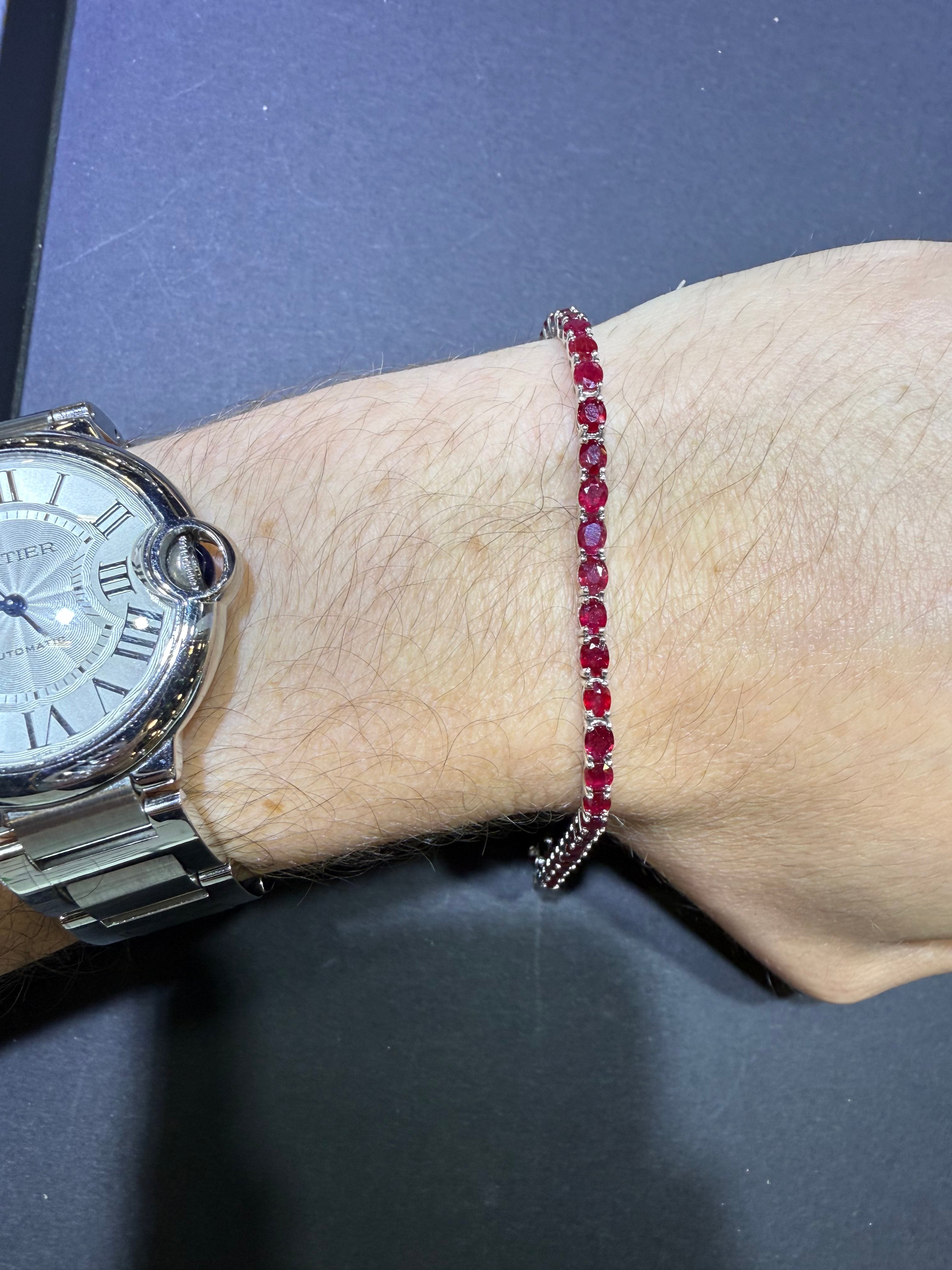 Pulsera de Oro Blanco 14K con Rubí