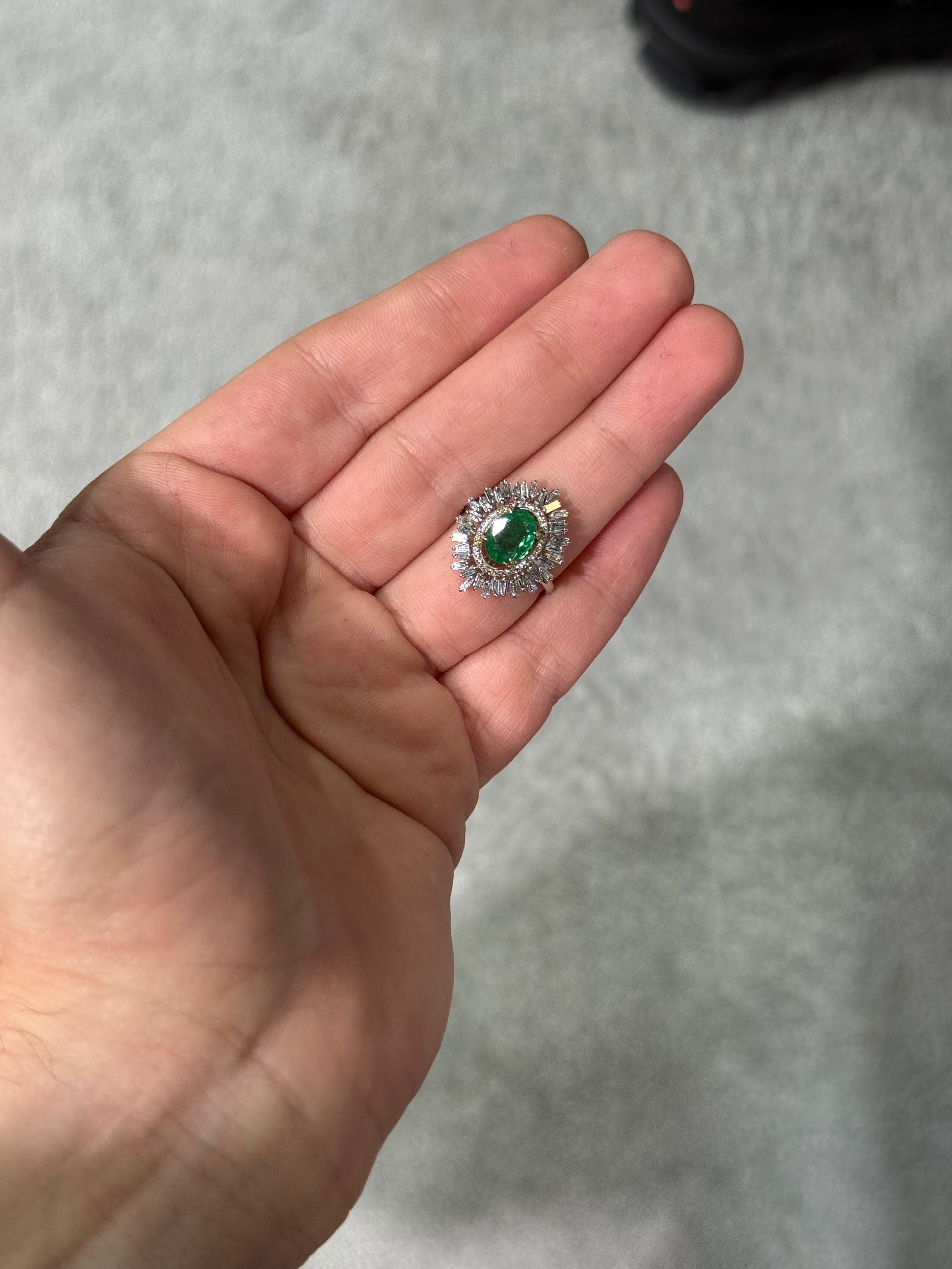 Anillo de  14K con Diamante y Esmeralda
