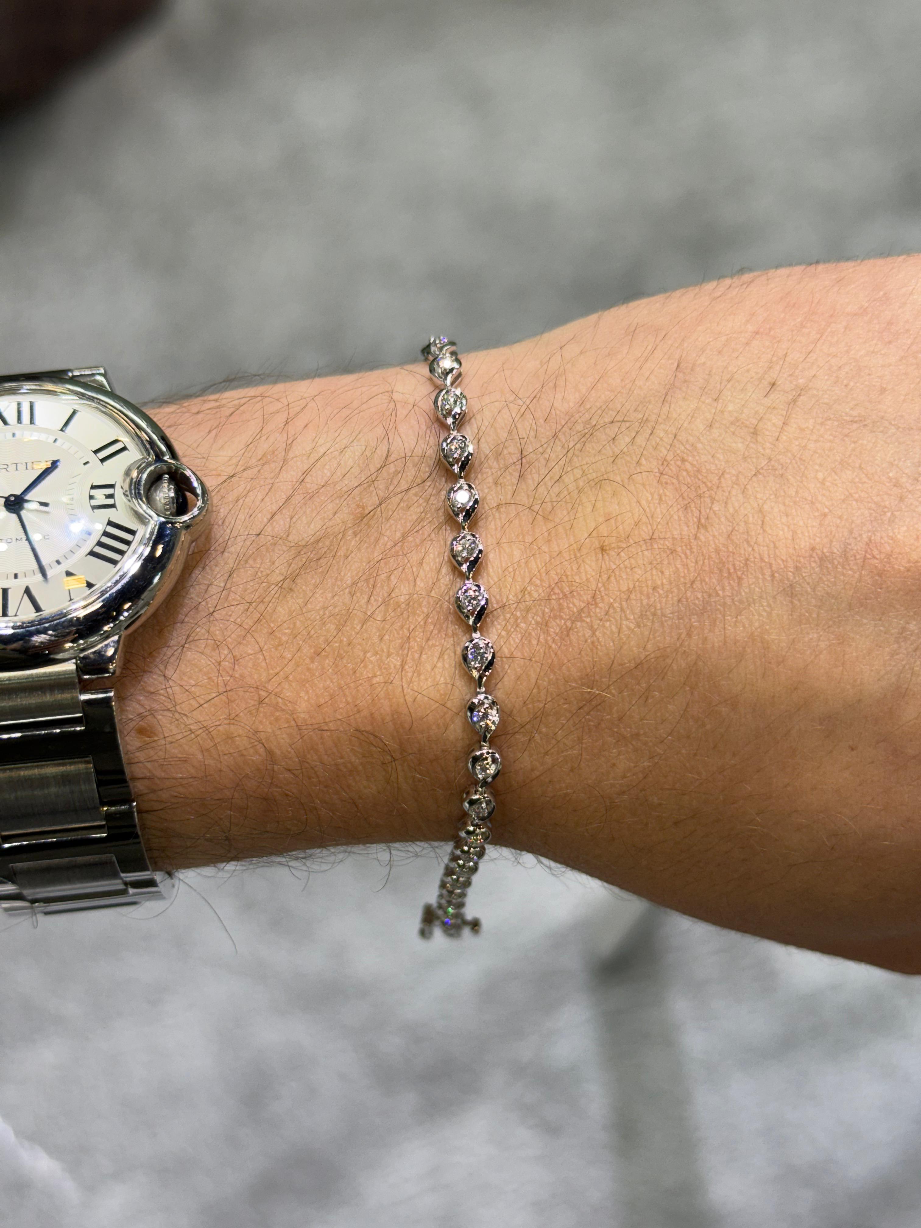 Pulsera de Oro Blanco 14K con Diamante