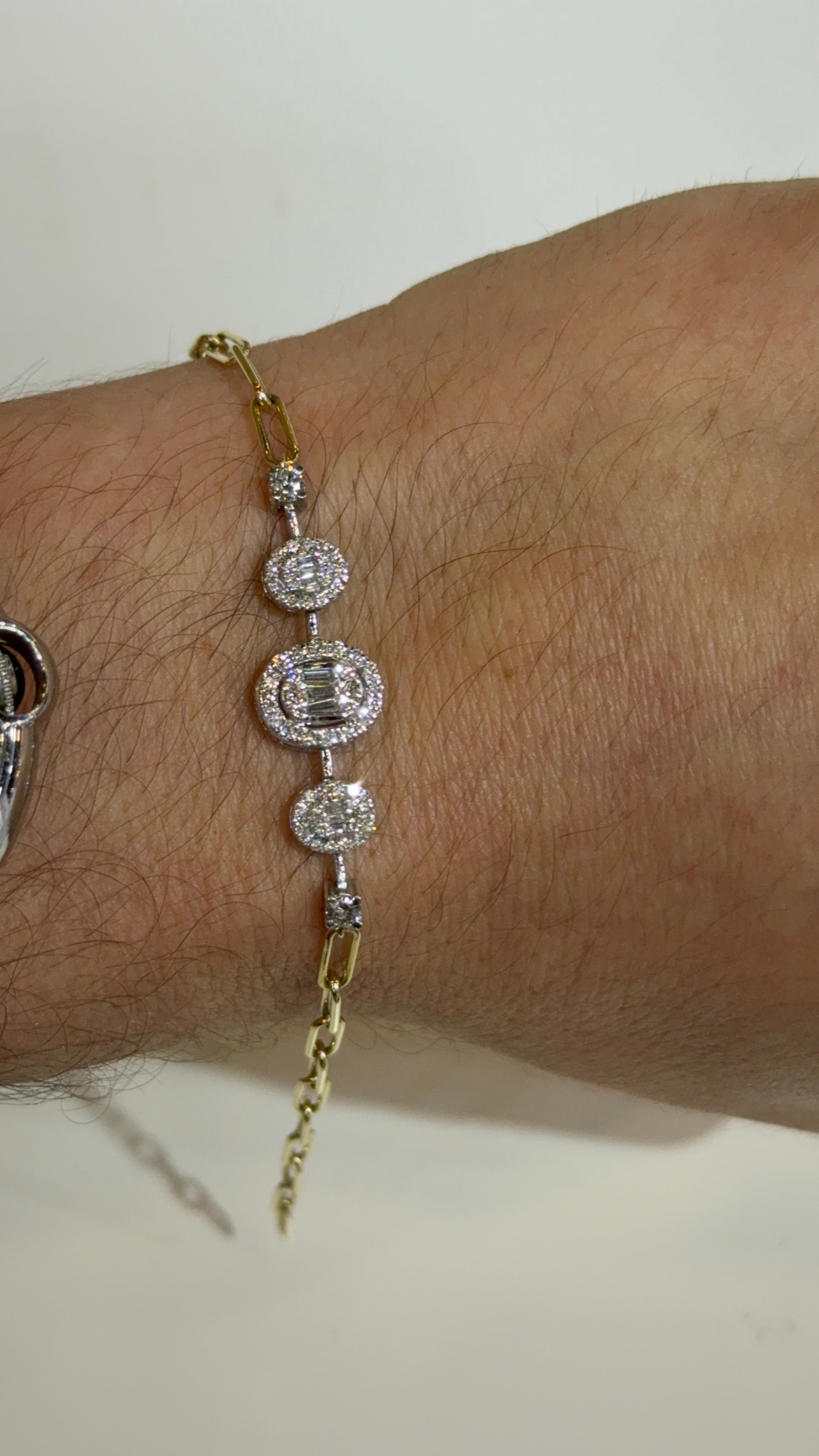 Pulsera de Oro Amarillo 14K con Diamante
