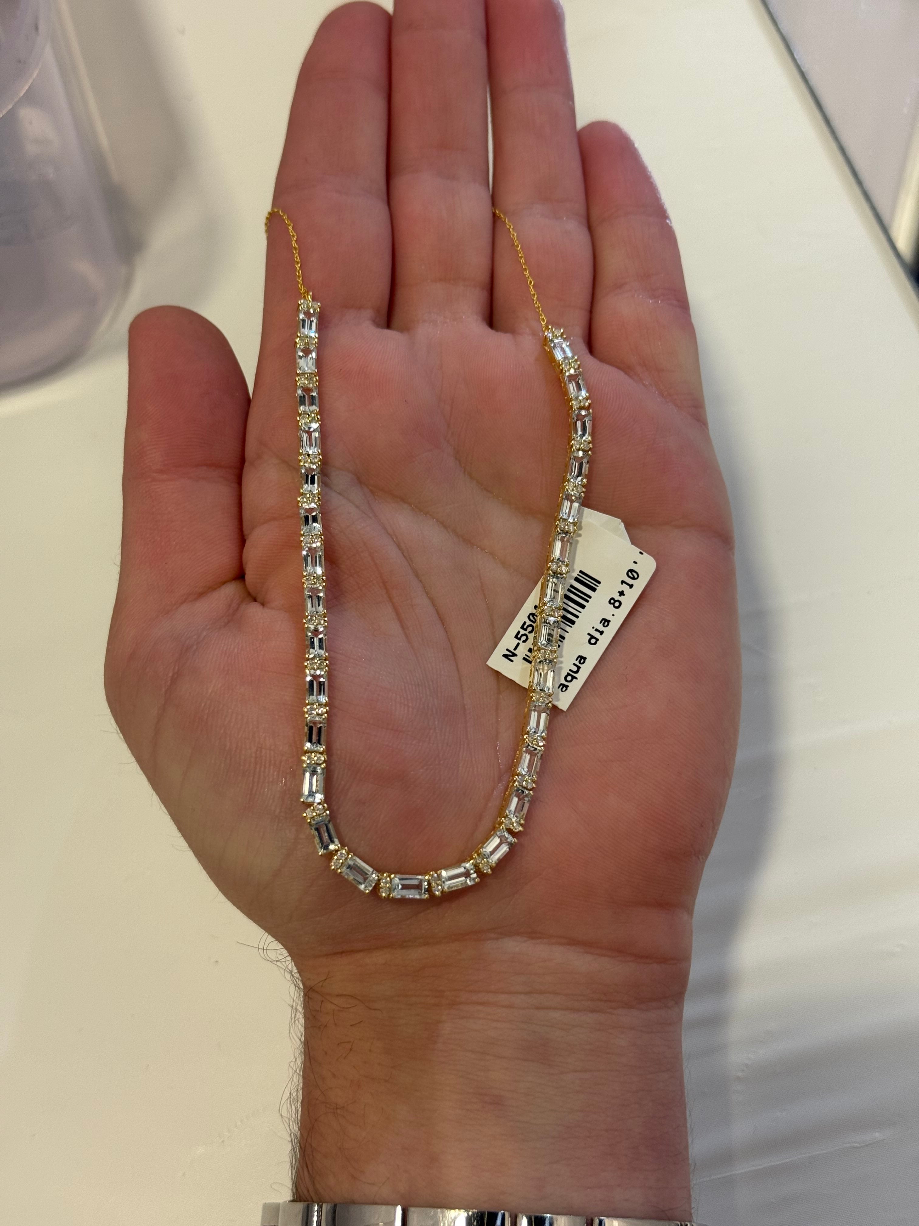 Collar de Oro Amarillo 14K con Diamante y Aqua