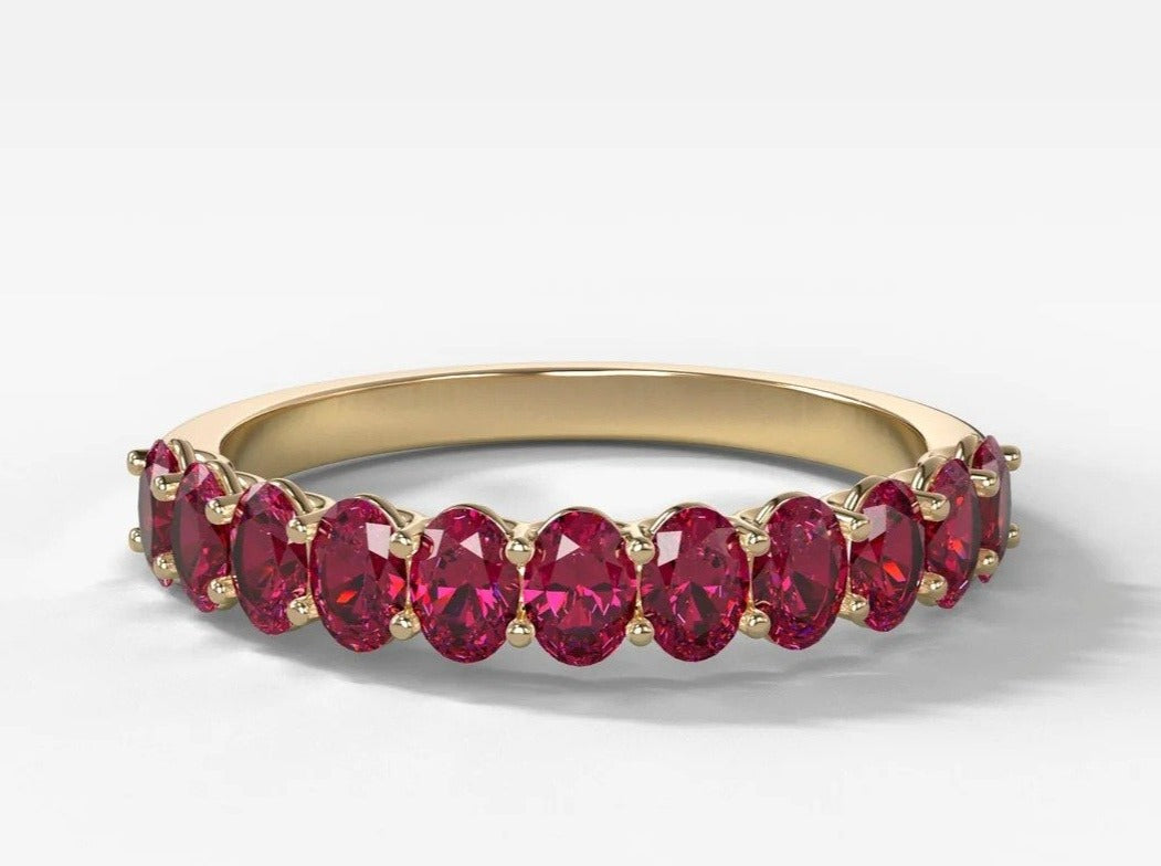 Anillo En Oro Amarillo De 14K Con Rubí 2.4 Ct